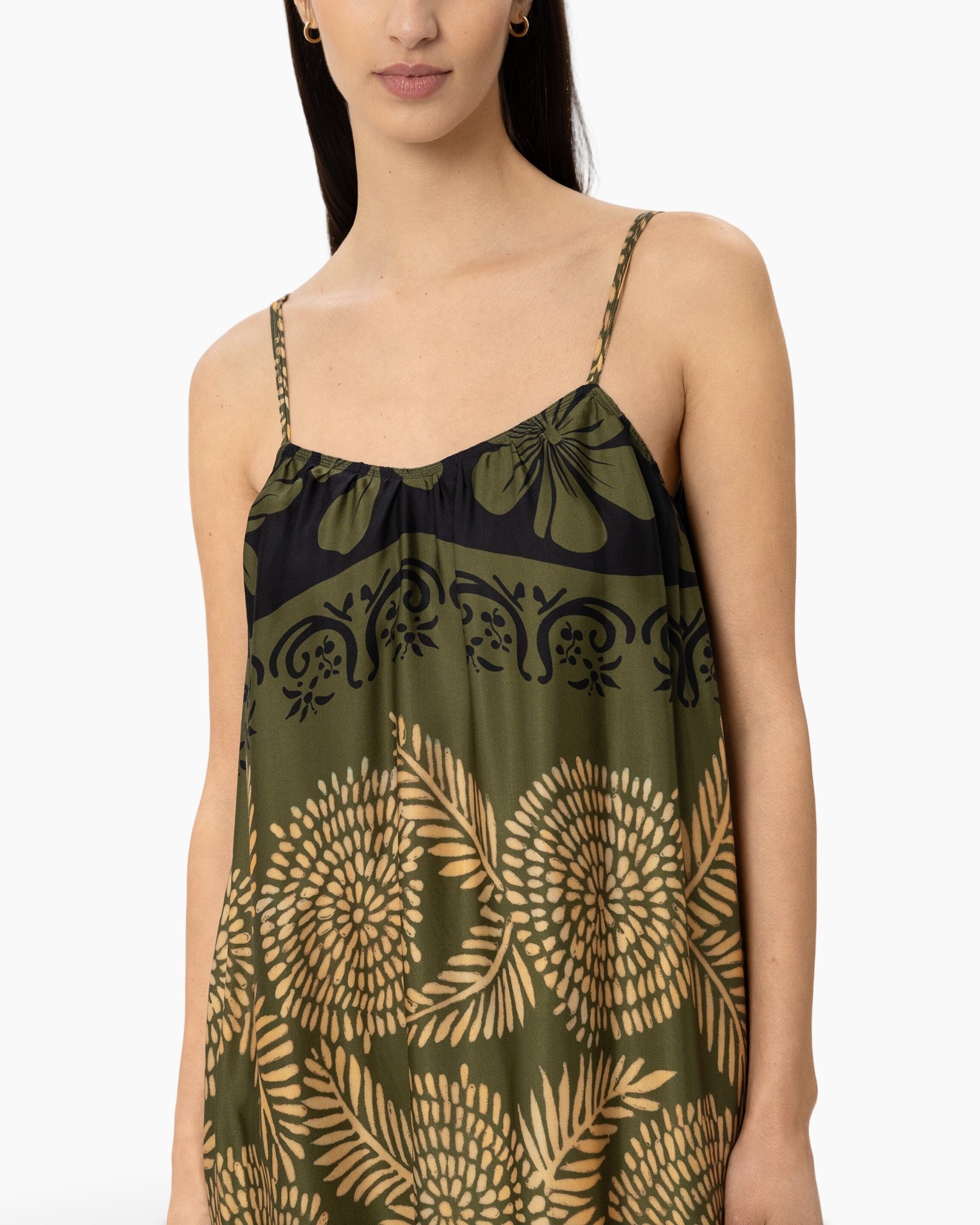 spaghettibandjes, zomerkleding, bloemig patroon, olijfgroen, losse pasvorm