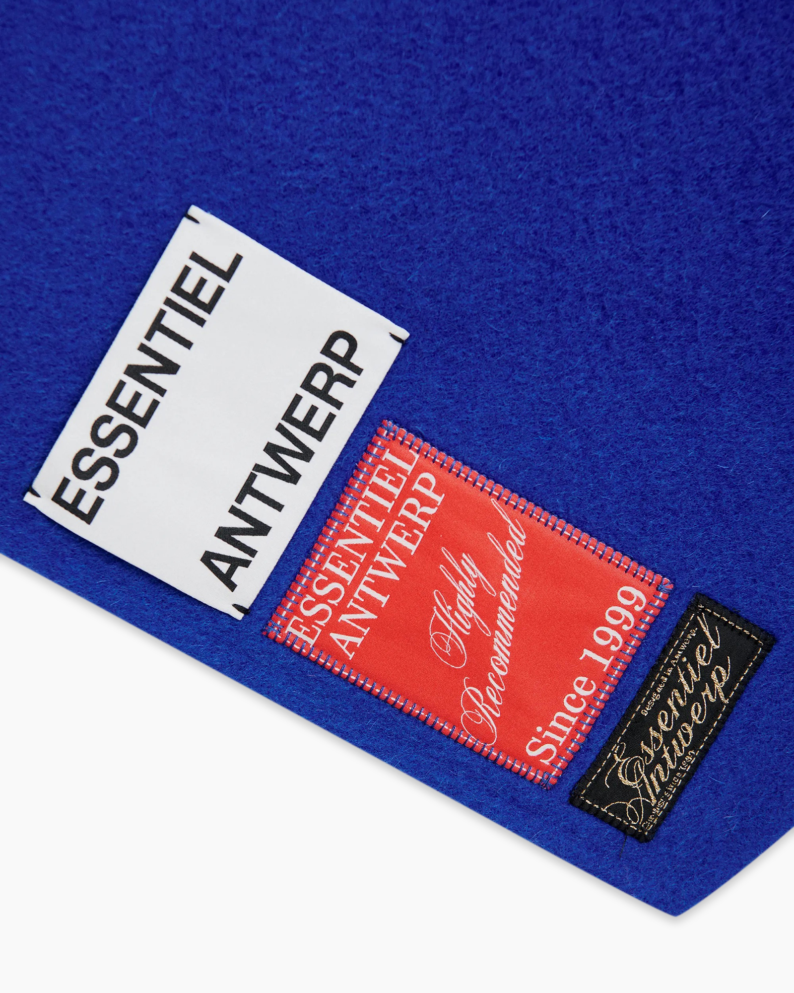 patch, label wasserbestendig, labeling op fabric, blauwe stof, stiksels patch
