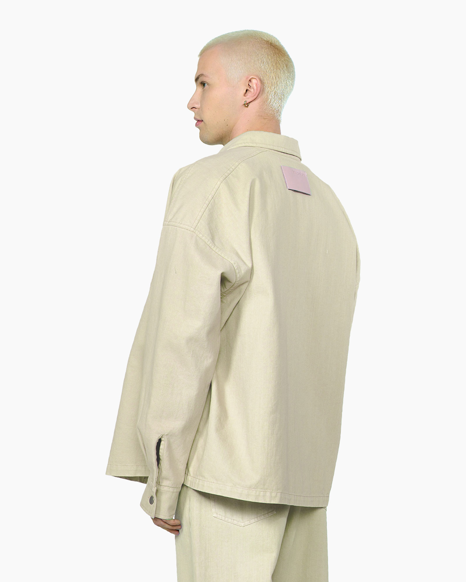 jacket beige, jas oversized, knopen voorzijde, kraag, lange mouwen