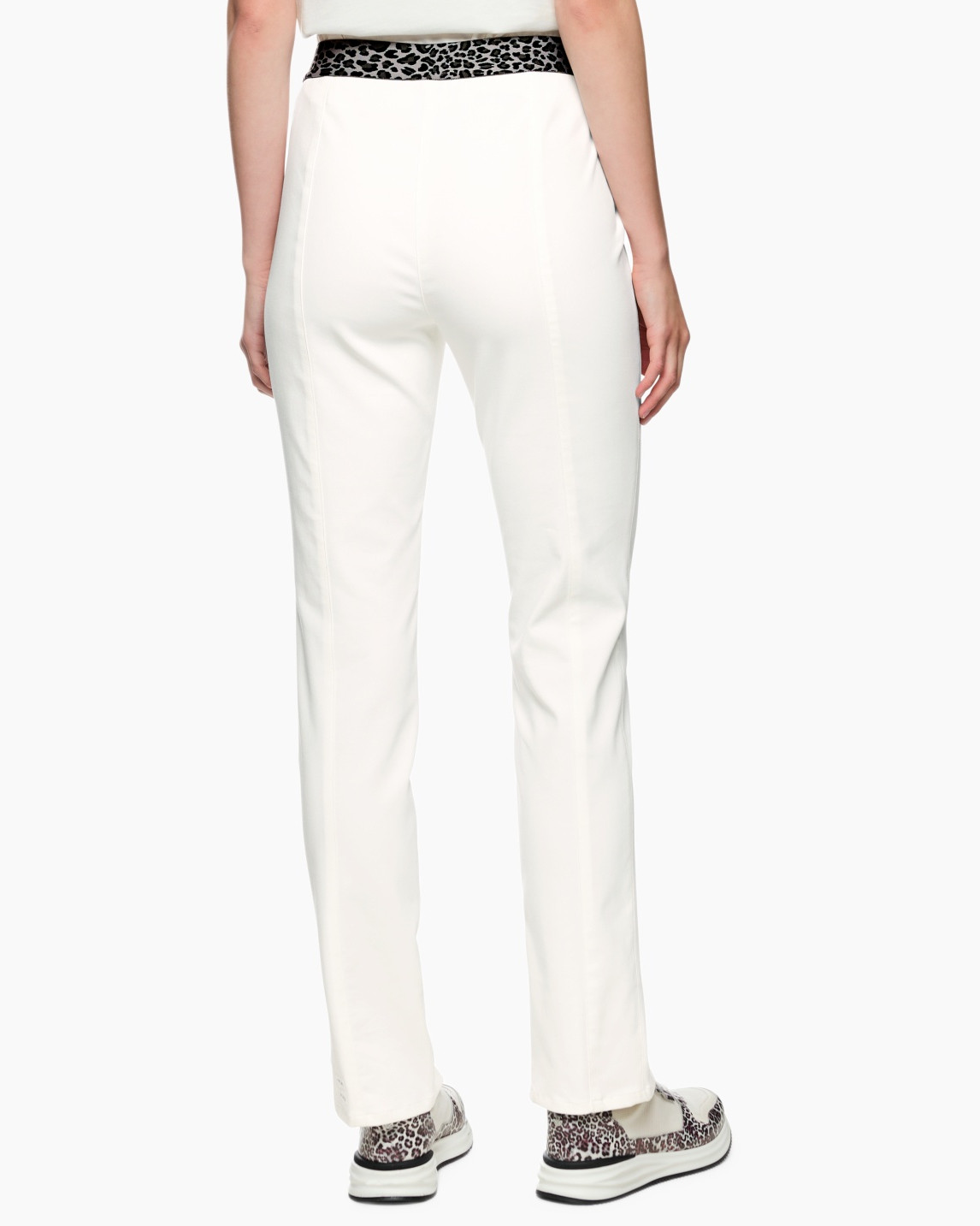 Clothing, Pants, Shoe, Sneaker, Person