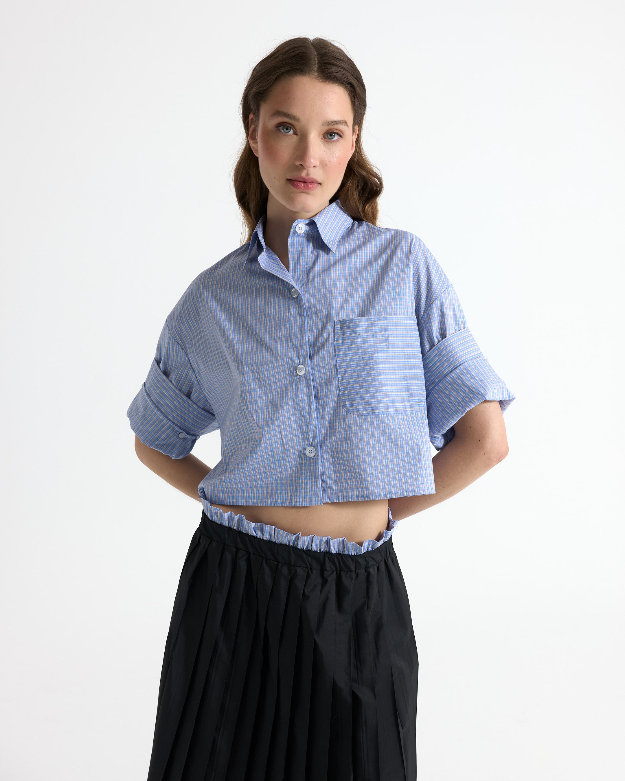 shirt, blauw, gekruist, ingekort, korte mouw