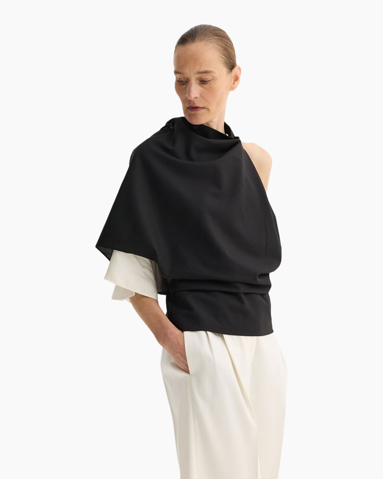 Person, Fashion, Clothing, Scarf