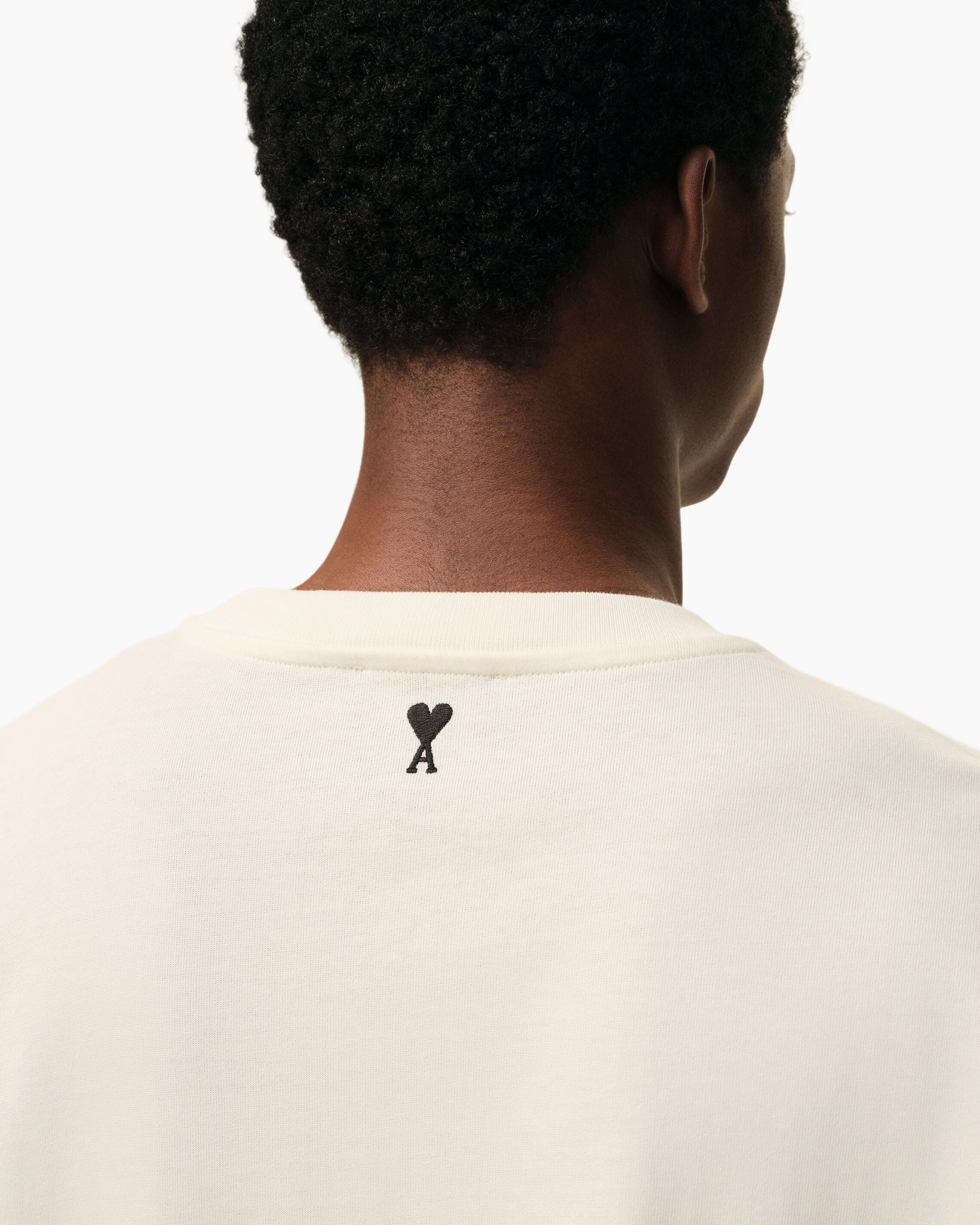 T-shirt, Hals, Persoon, Volwassene, Man