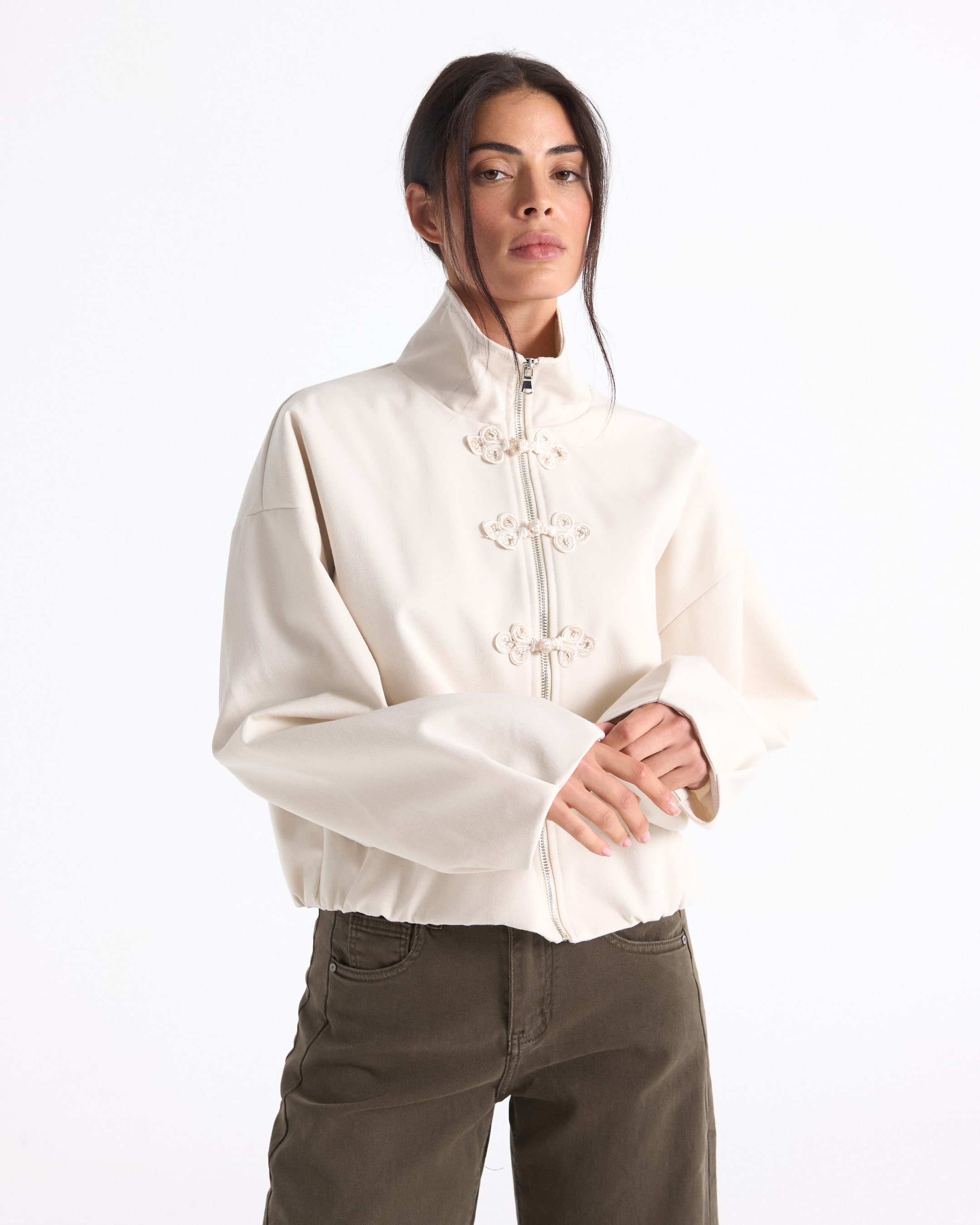 jacket, rits, knopen, lichte_beige, lange_mouw