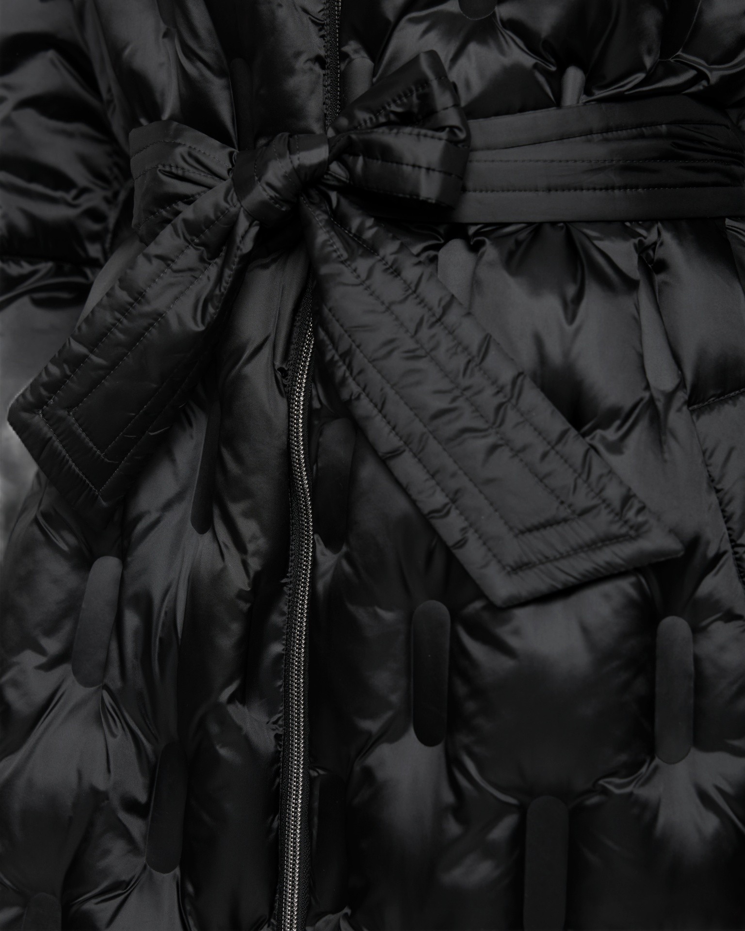 donsjas,  quilted,  rits,  riem,  zwart