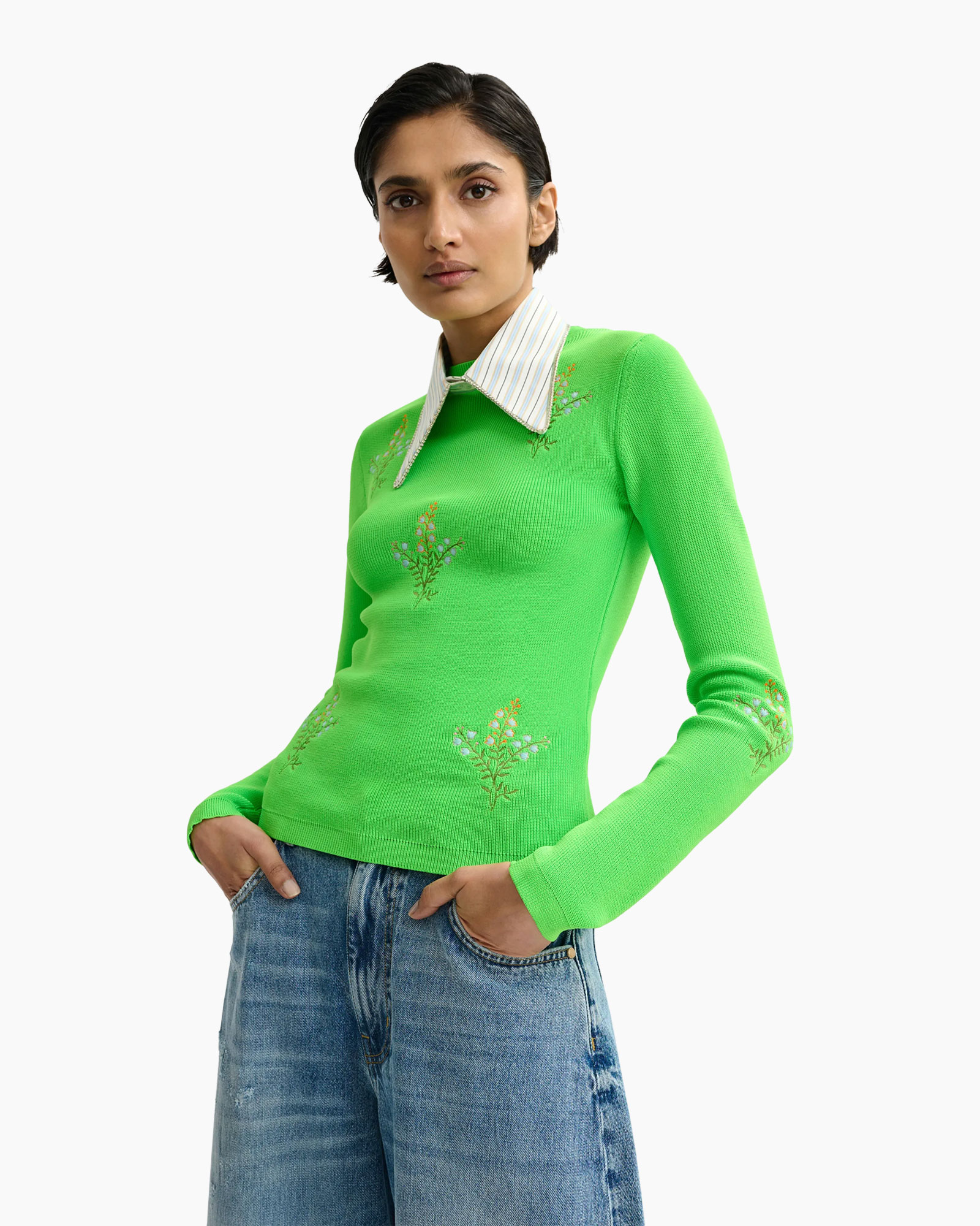 groene trui, borduursels, kraagtop, geribde gebreide stof, lange mouwen