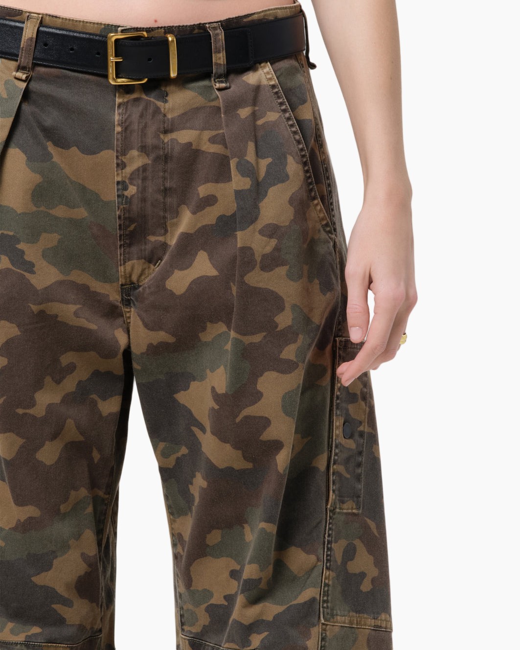 camouflage, andre broek, riem, krijger?, zakken