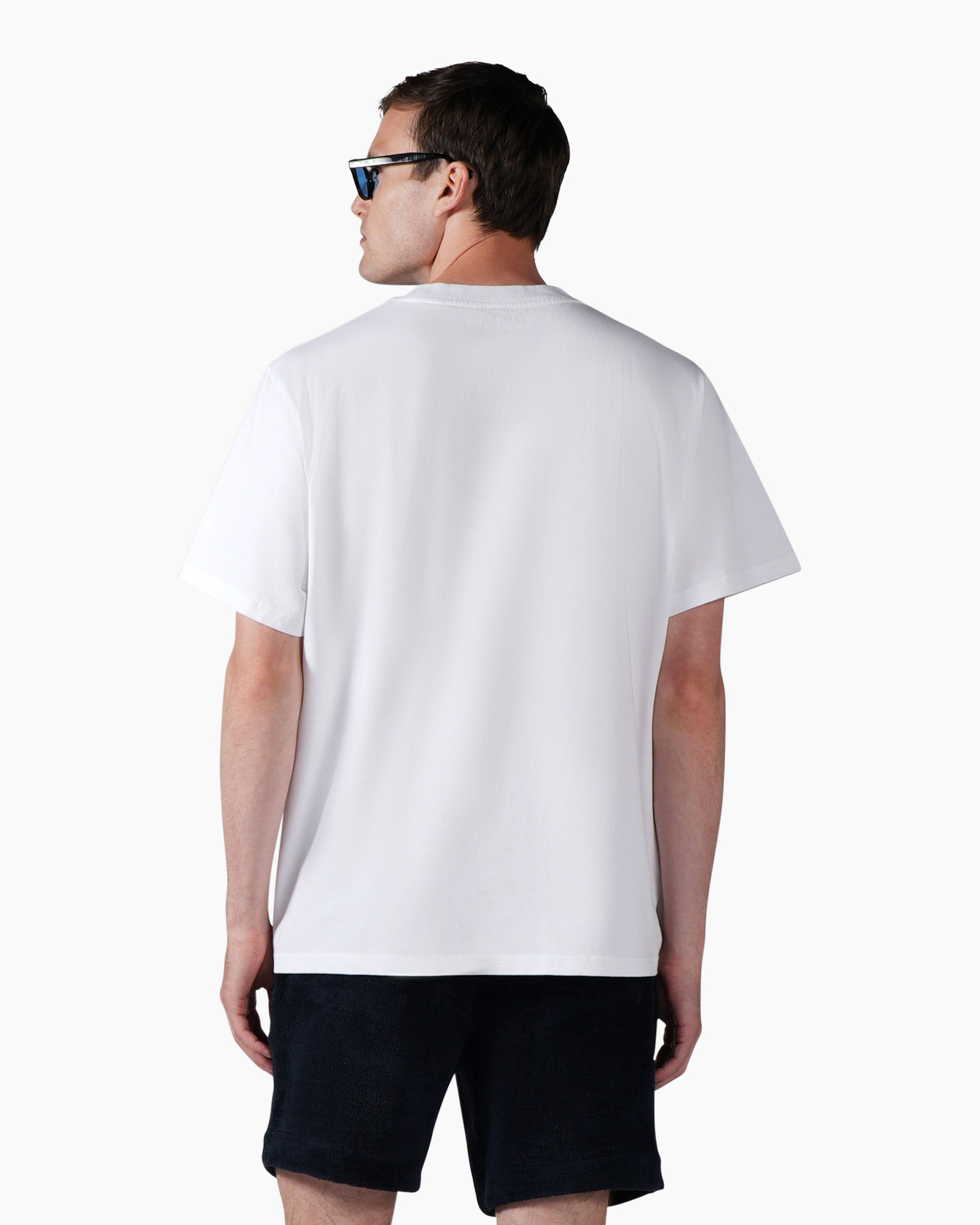 t-shirt, white, short sleeve, patch logo, men’s