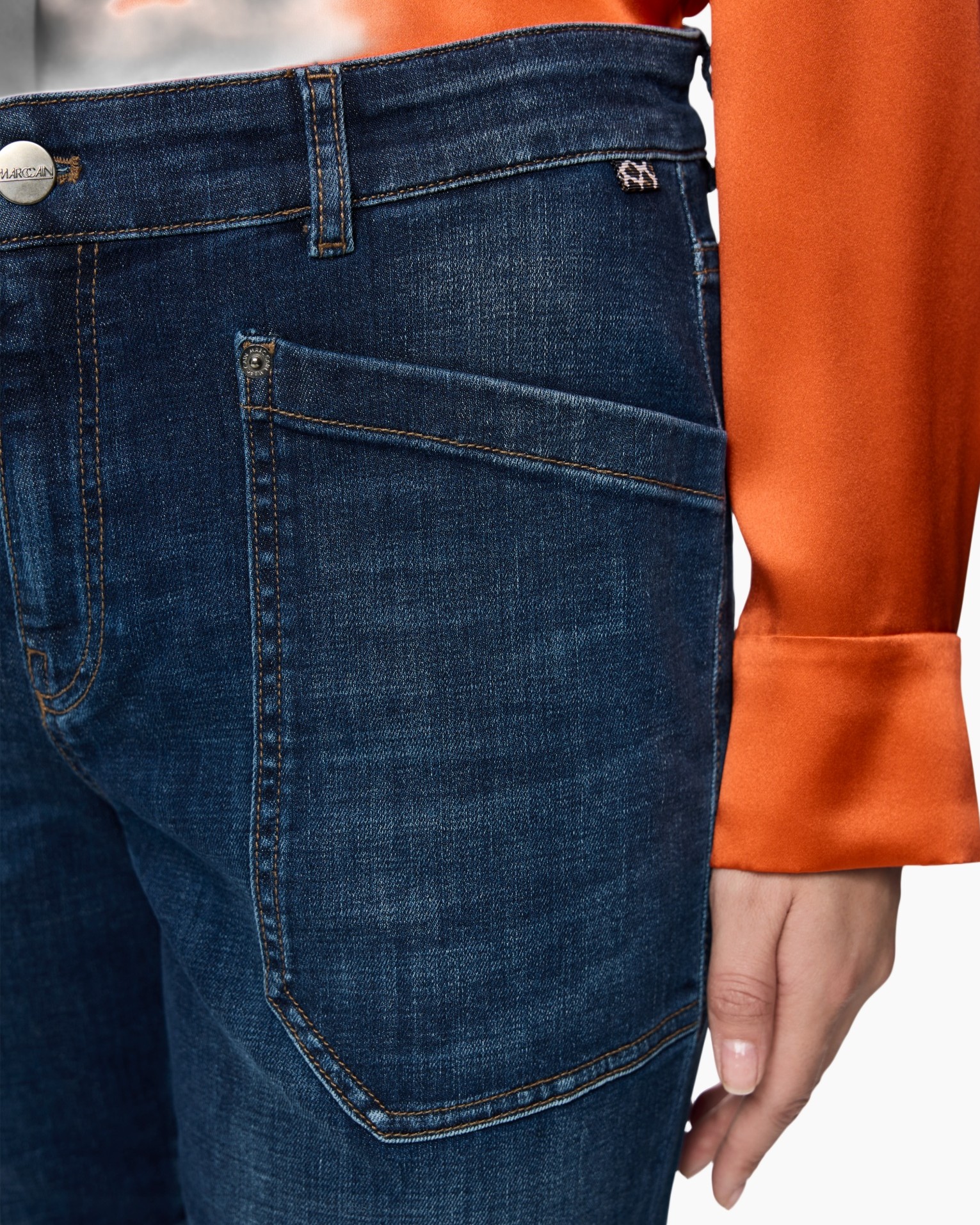 broek, denim, rugzakzak?, blauw, stiksels