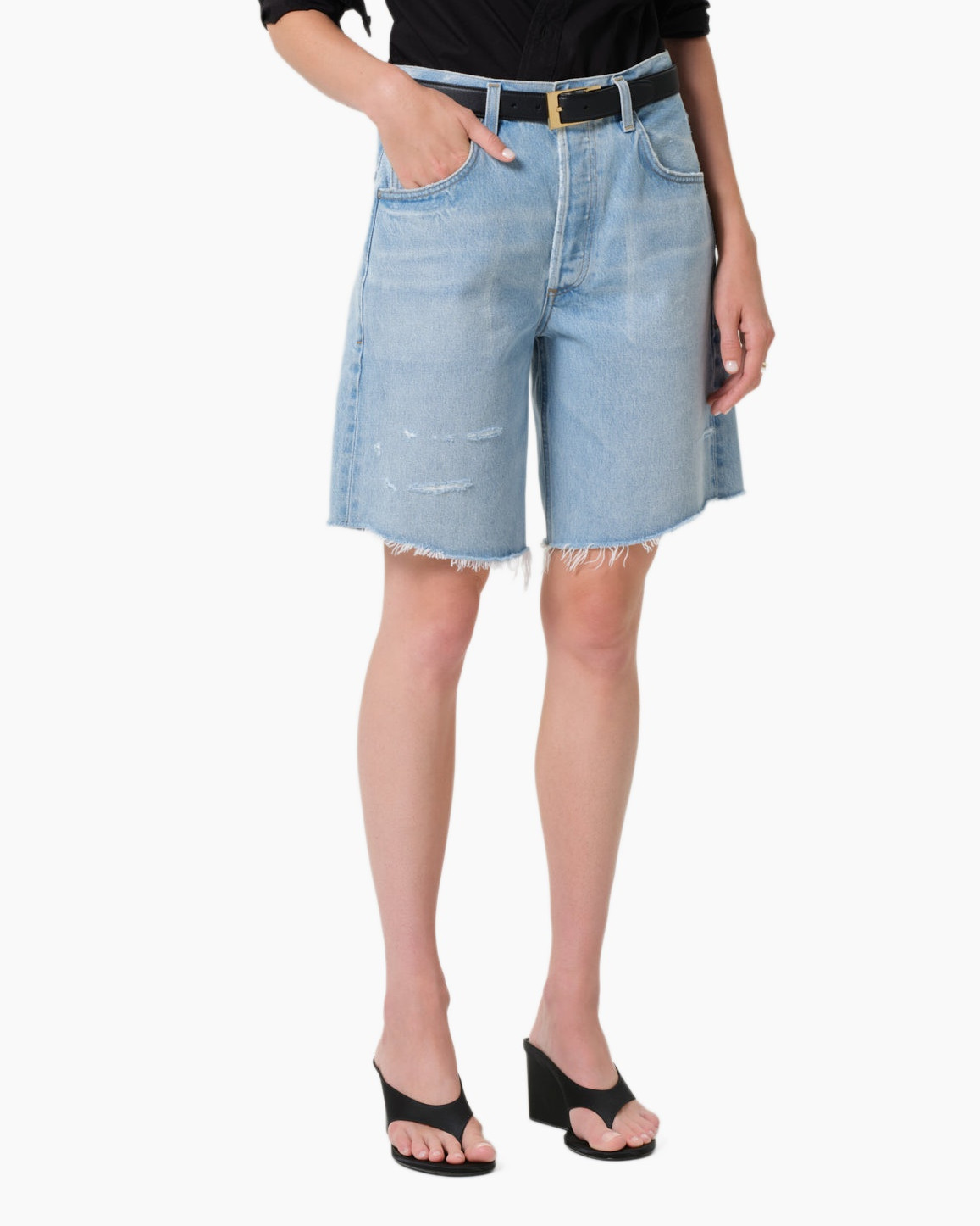 denim shorts, distressed, light wash, frayed hem, high-waisted