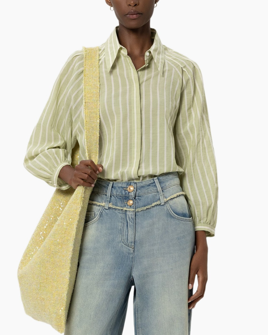 linnen overhemd, gestreept overhemd, lichtgroen, pofmouw, jeans, schoudertas