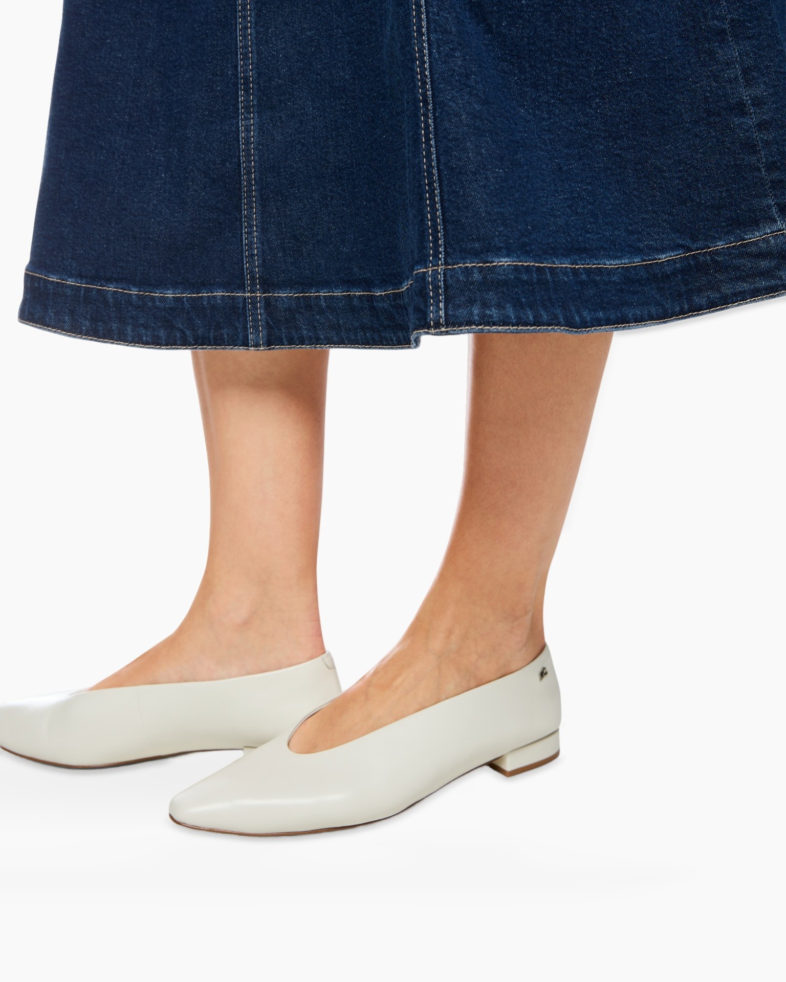denim, rok zoom, platte schoenen, ballet flats, lichtgrijze