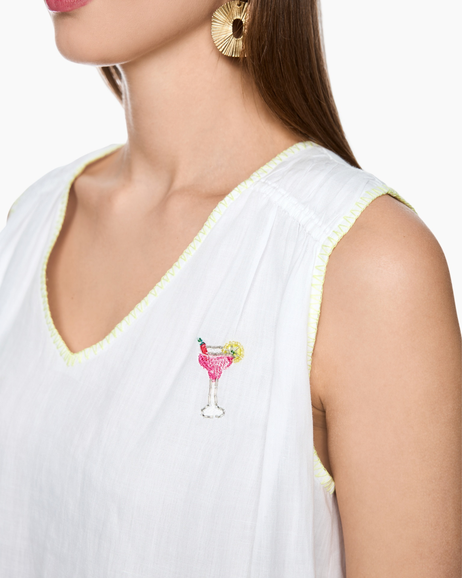 wit T-shirt?, wit top, bord?