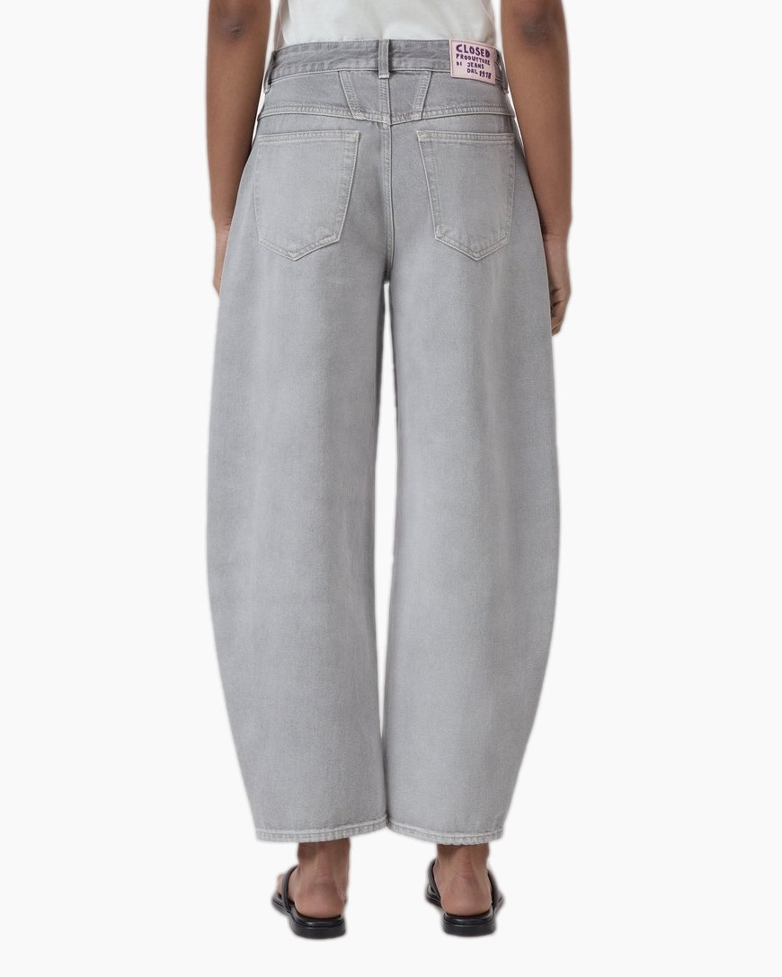 wide-leg, gray,  denim, jeans, belted