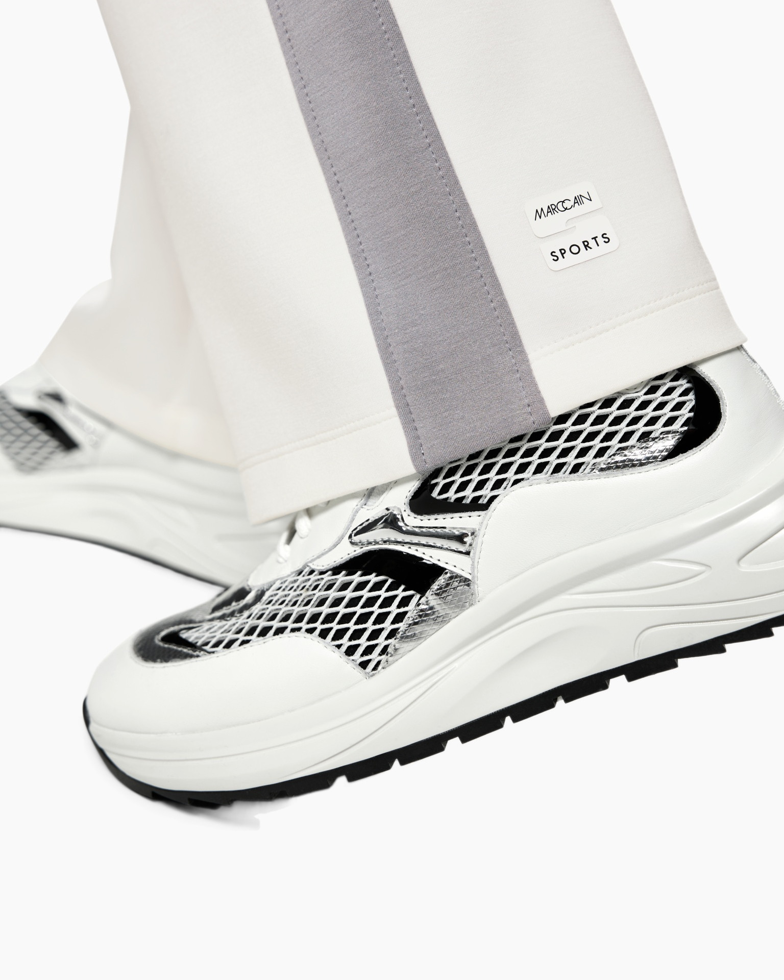 Clothing, Footwear, Shoe, Sneaker