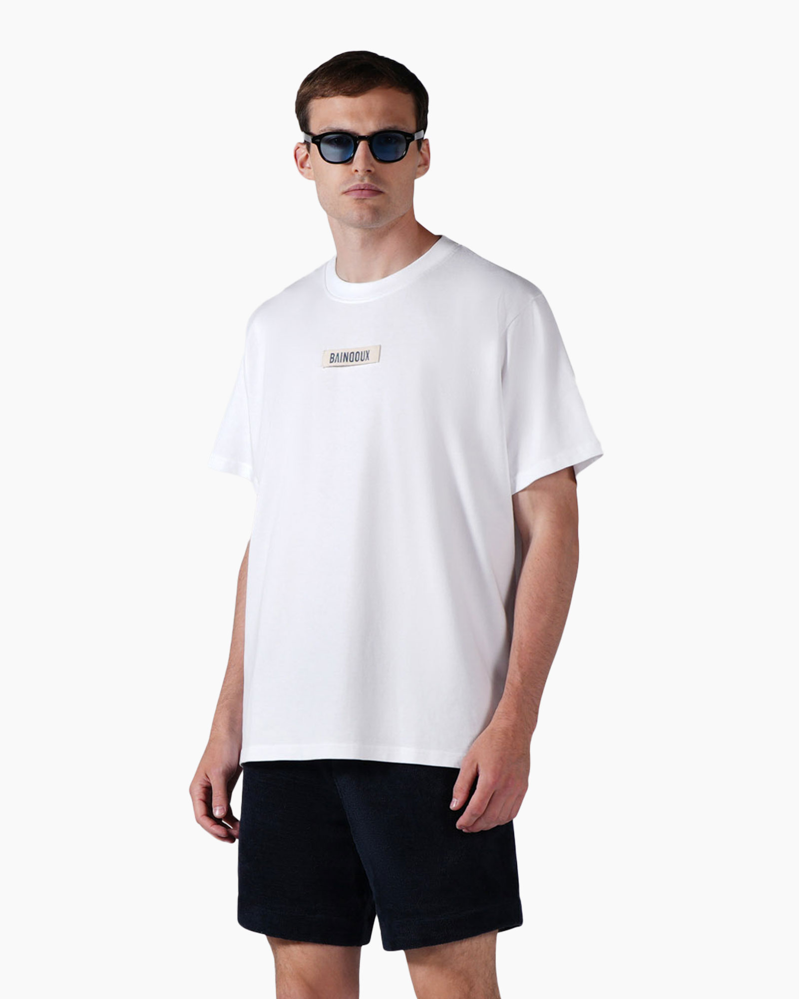 t-shirt, white, short sleeve, patch logo, men’s