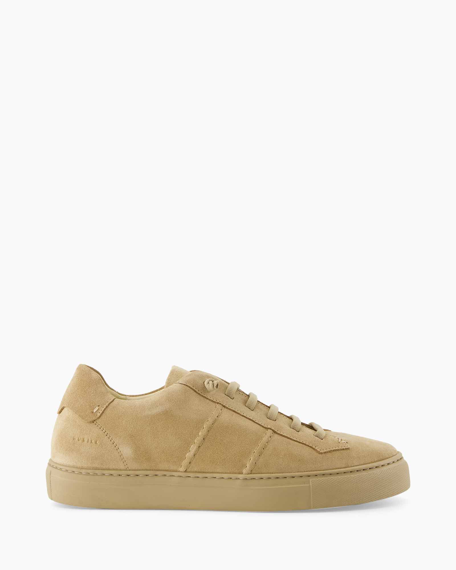 sneaker, beige, suede, veterlaag veterschoen, laag model