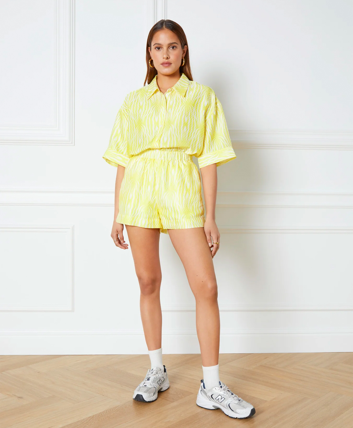 Refined Department Short R2305256111 Geel