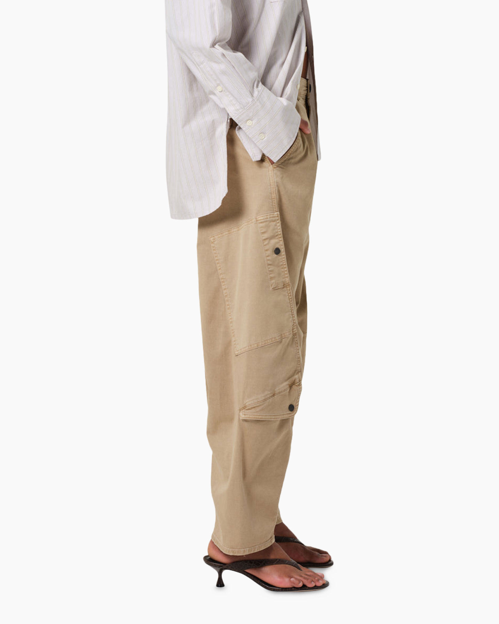 broeken, cargo broek, khaki, beige, zakken