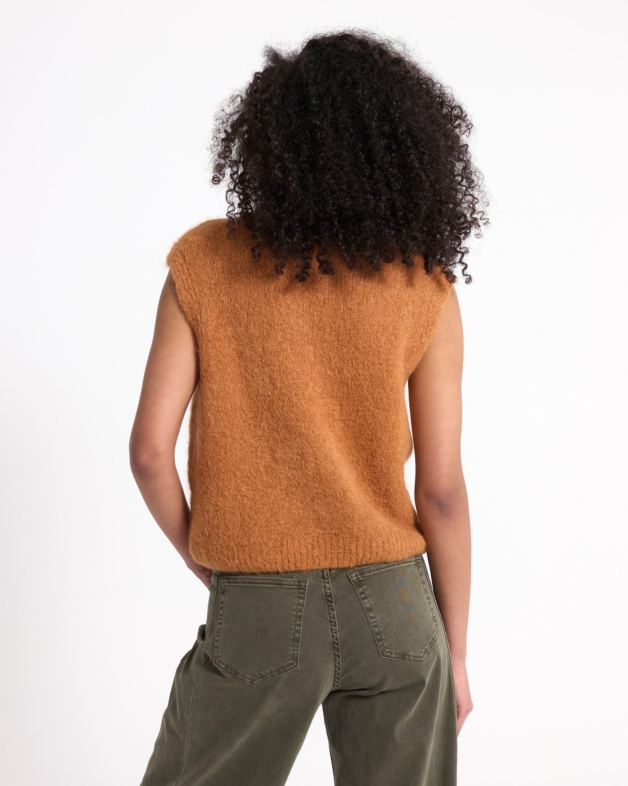 vest, sleeveless, knit, brown, tan