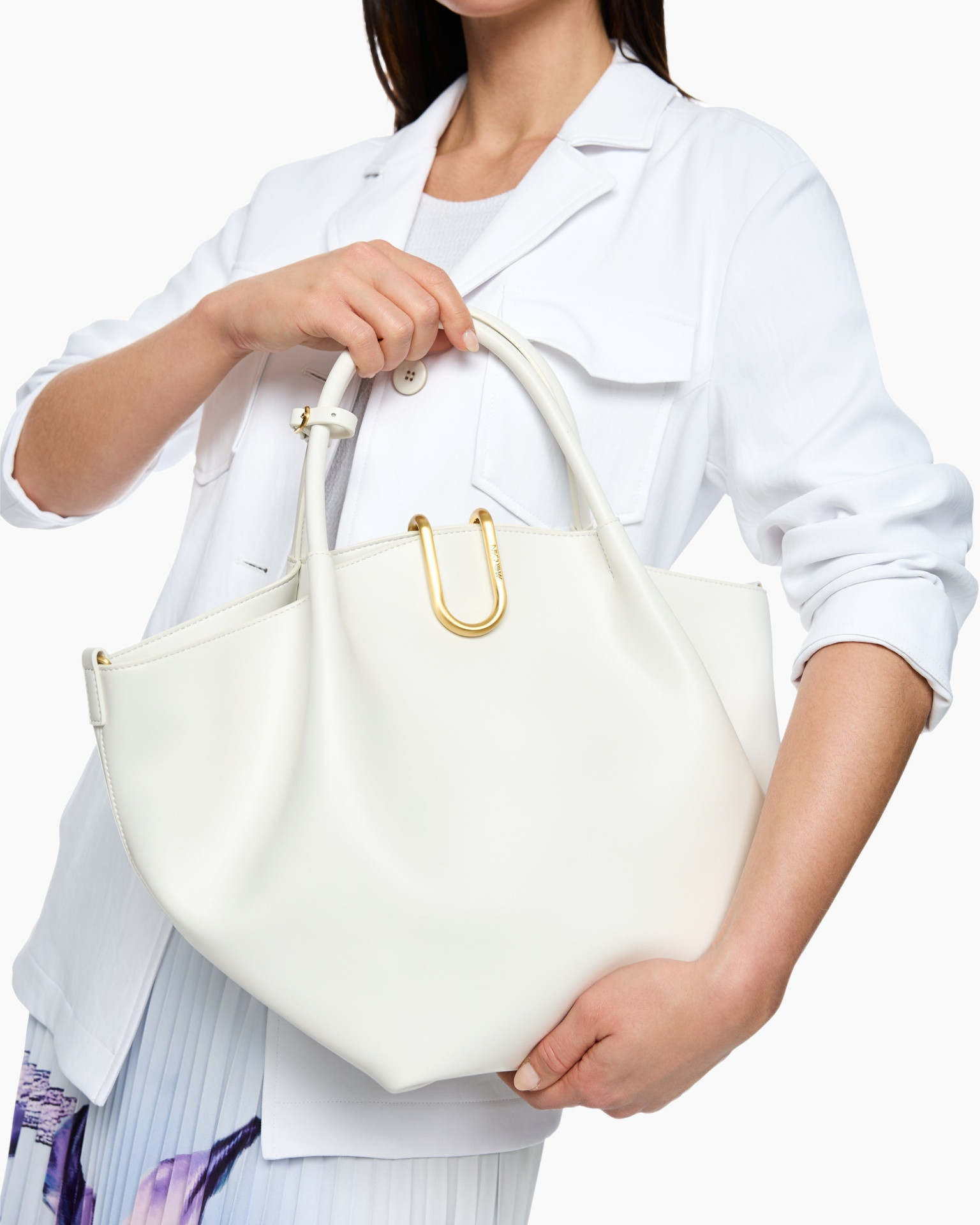 handtas, witte tas, schoudertas, gouden hardware, gestructureerde tas