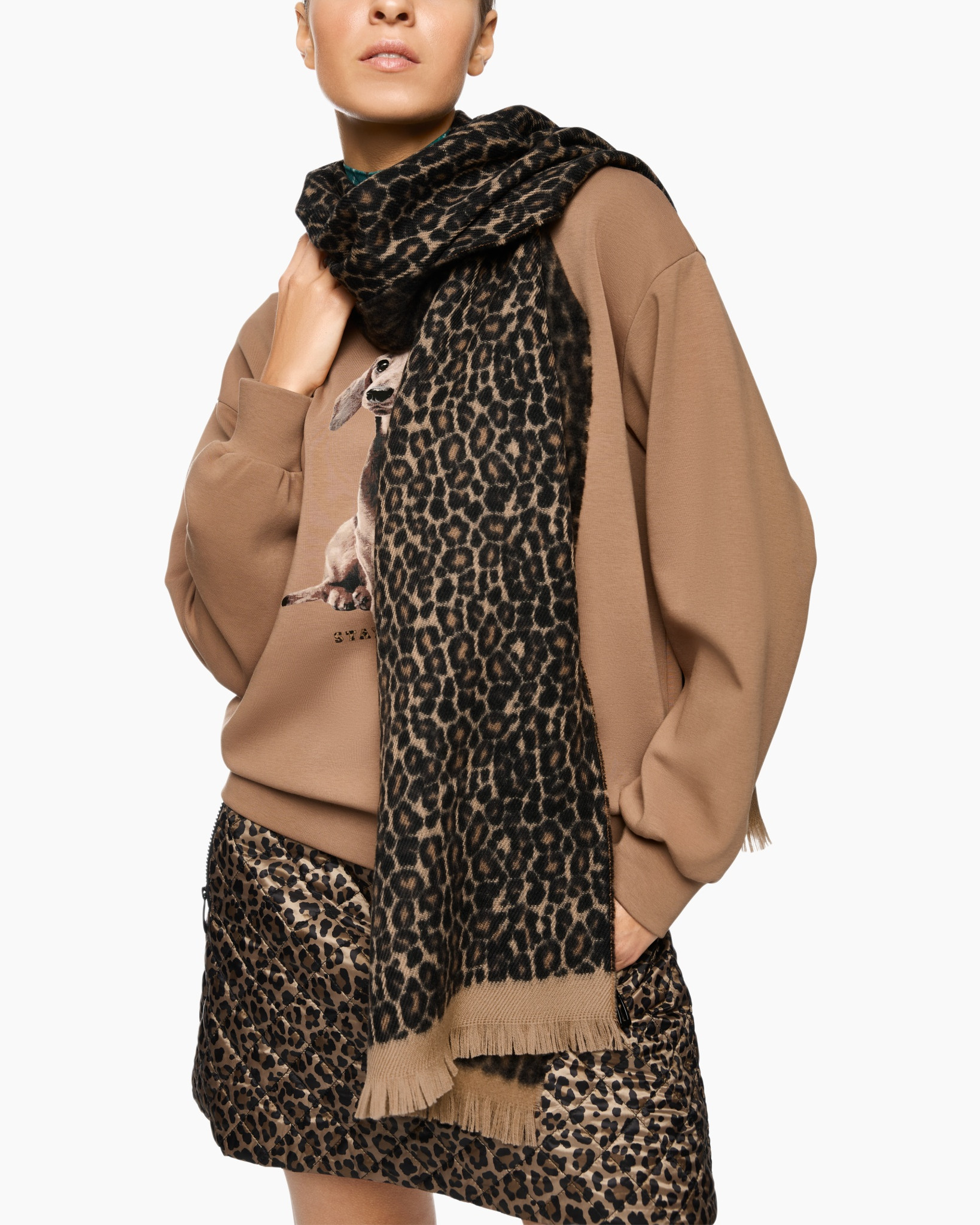 Sjaal Zs B4.09 Z39 Bruin dessin