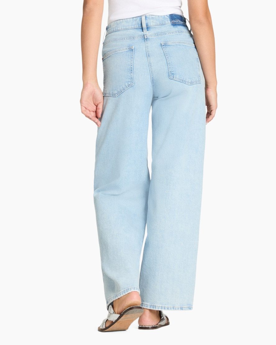 jeans, light-wash, wide-leg, drawstring, pockets