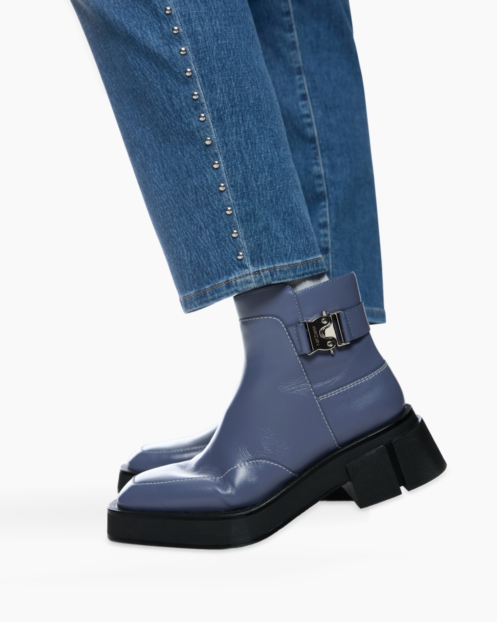 enkellaarsjes, laarzen, blauwe lederen laars, gesp buckle laars, platte zool