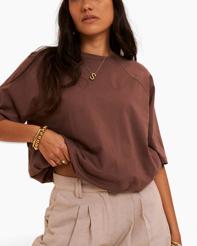 top, bruin, t- shirt, armband, ketting