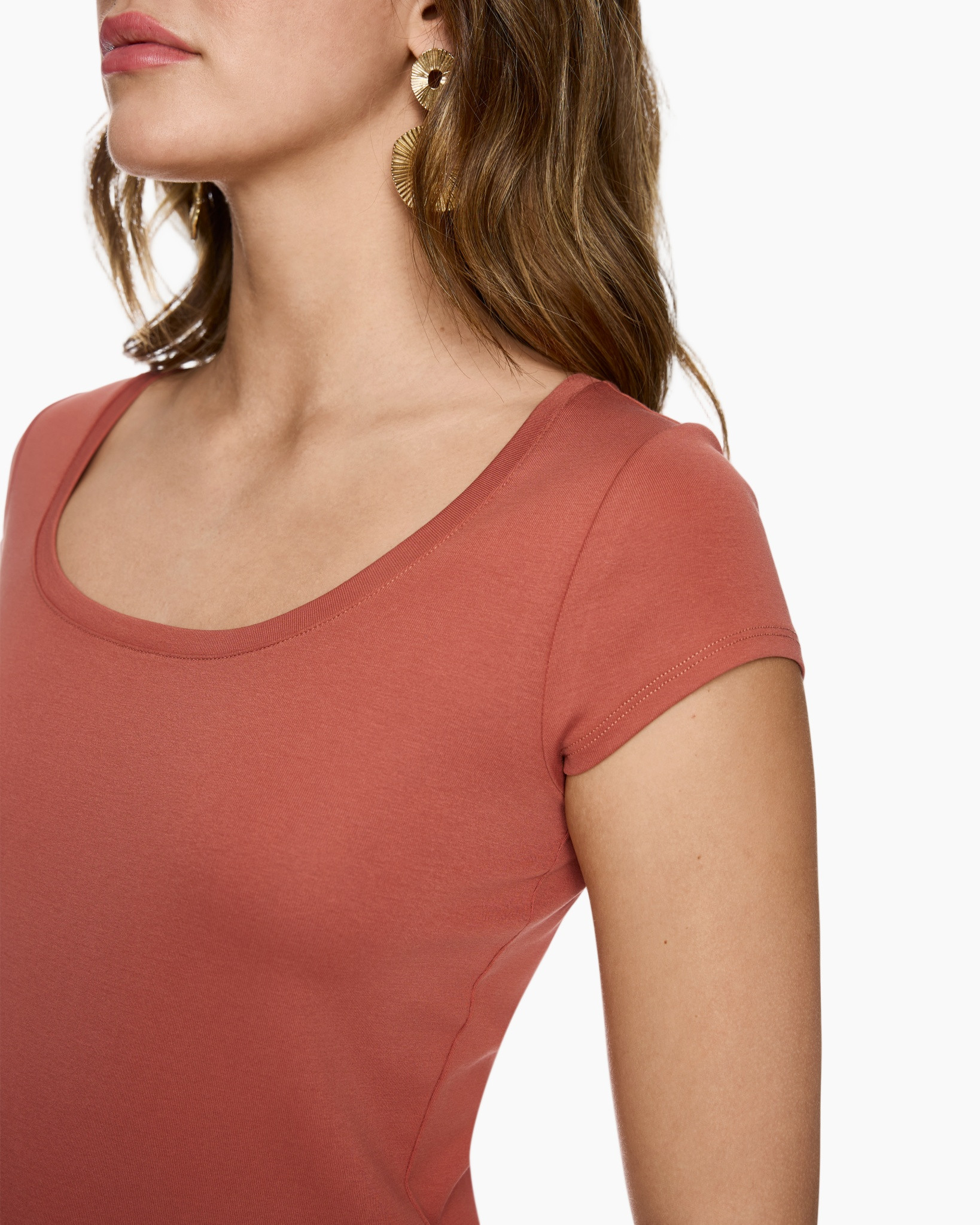 t-shirt, short-sleeve, crew-neck, rust, solid-color