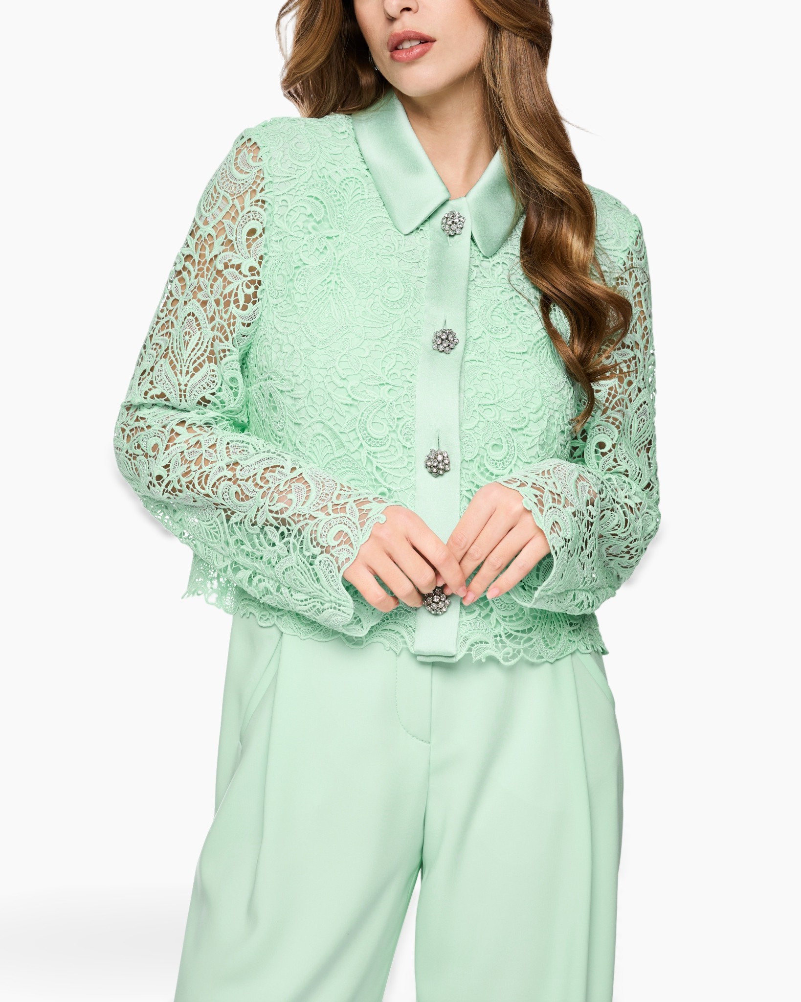 kant top, mintgroen, kraagtop, lange mouwen, versierde knopen
