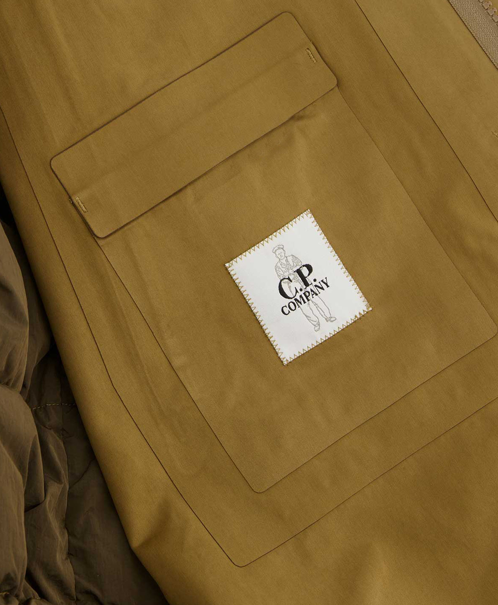 Cp Company Jas 13cmow029a-006258 Bruin