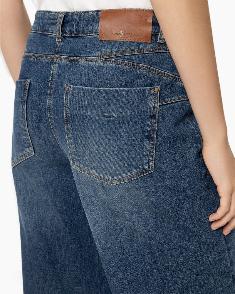 jeans, denim, back-pocket, mid-rise, brown leather patch