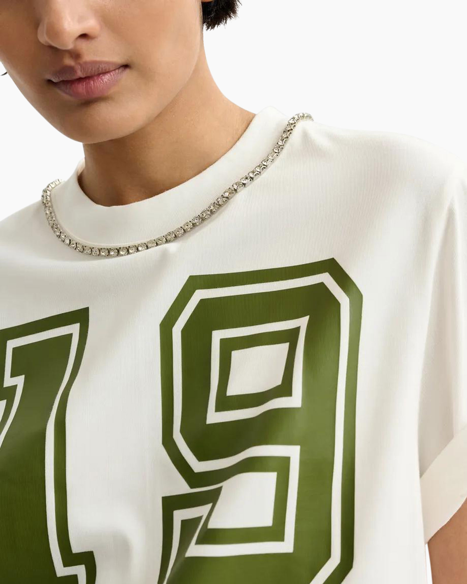 t-shirt, graphic, green, number 9, necklace