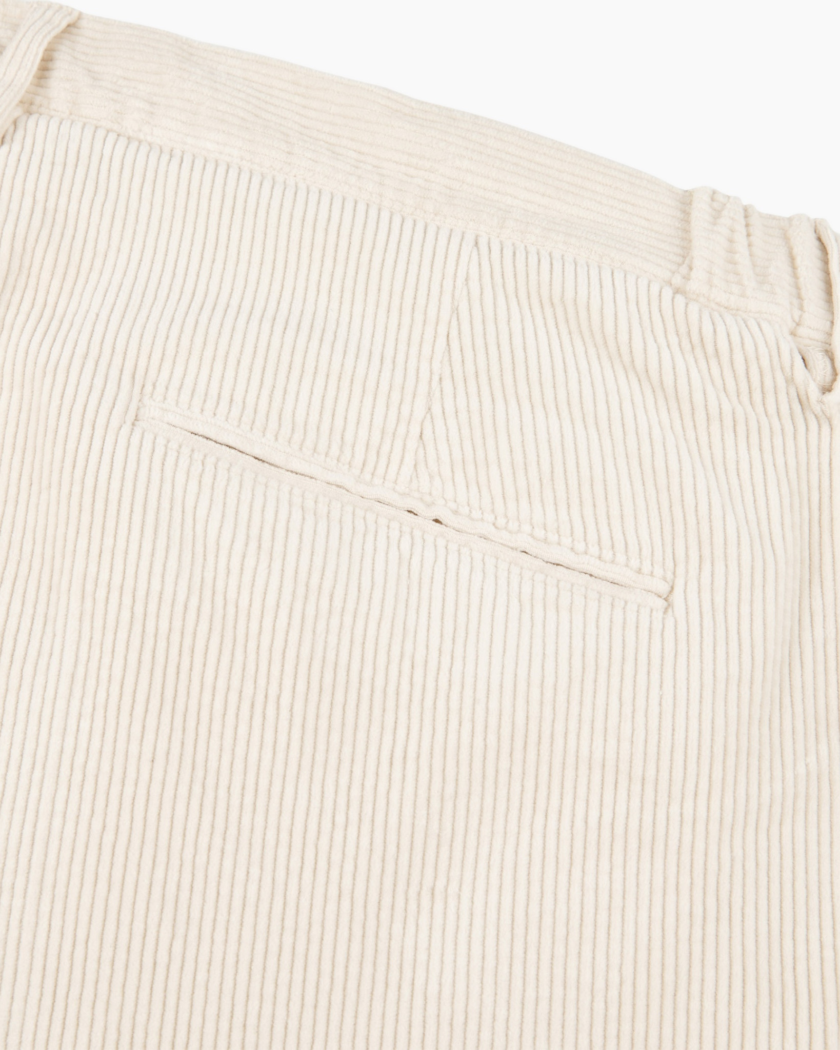 Short  Cord Rlx Off White