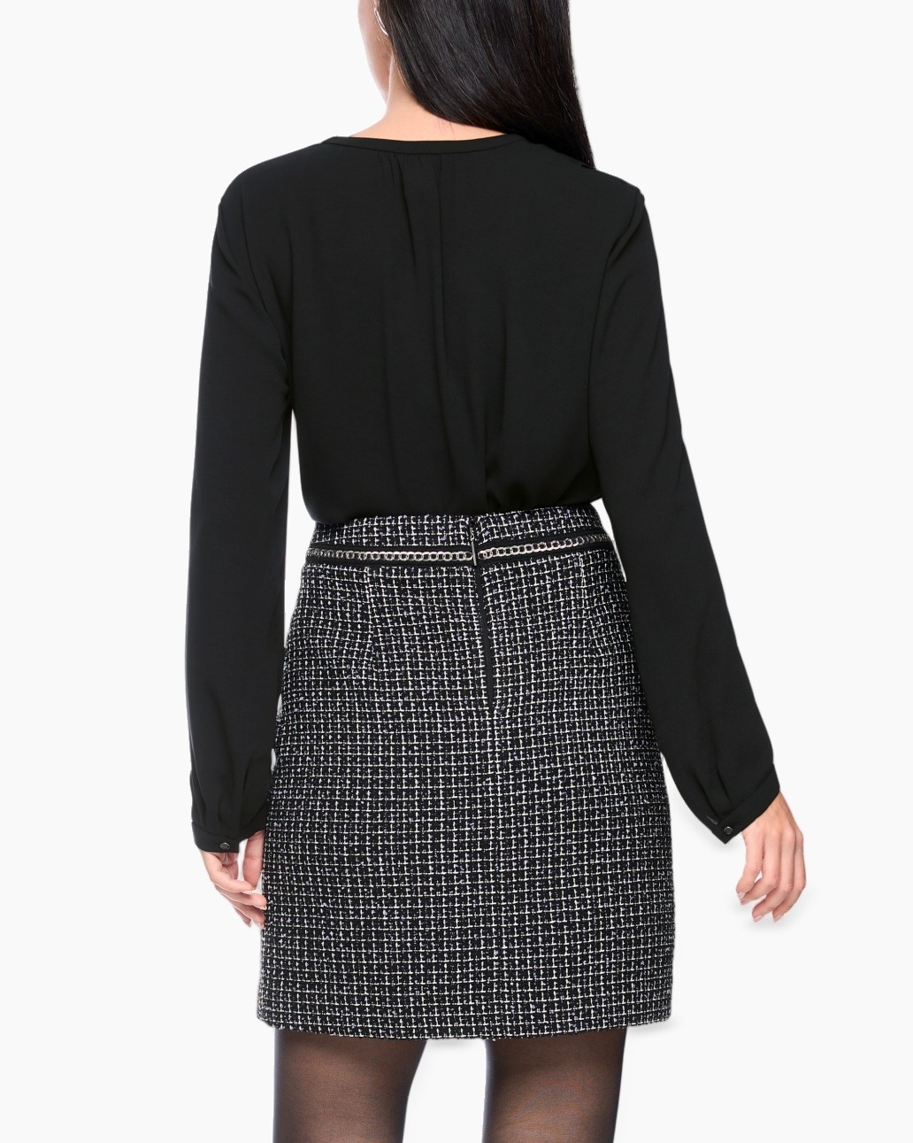 blouse noir, devant plissé, manches longues, couleur unie, haut noir