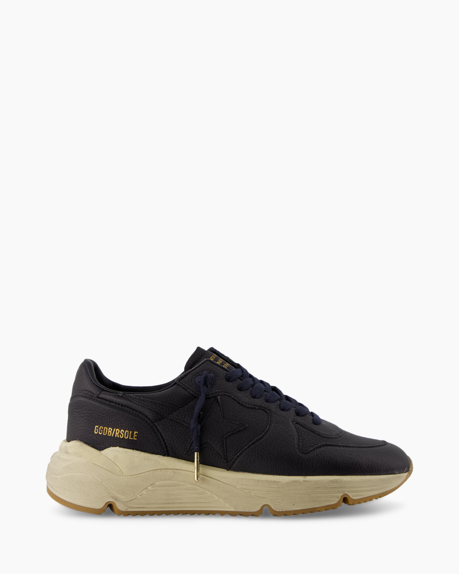 sneaker, zwart, chunky zool, geribbelde buitenzool, lage schoen