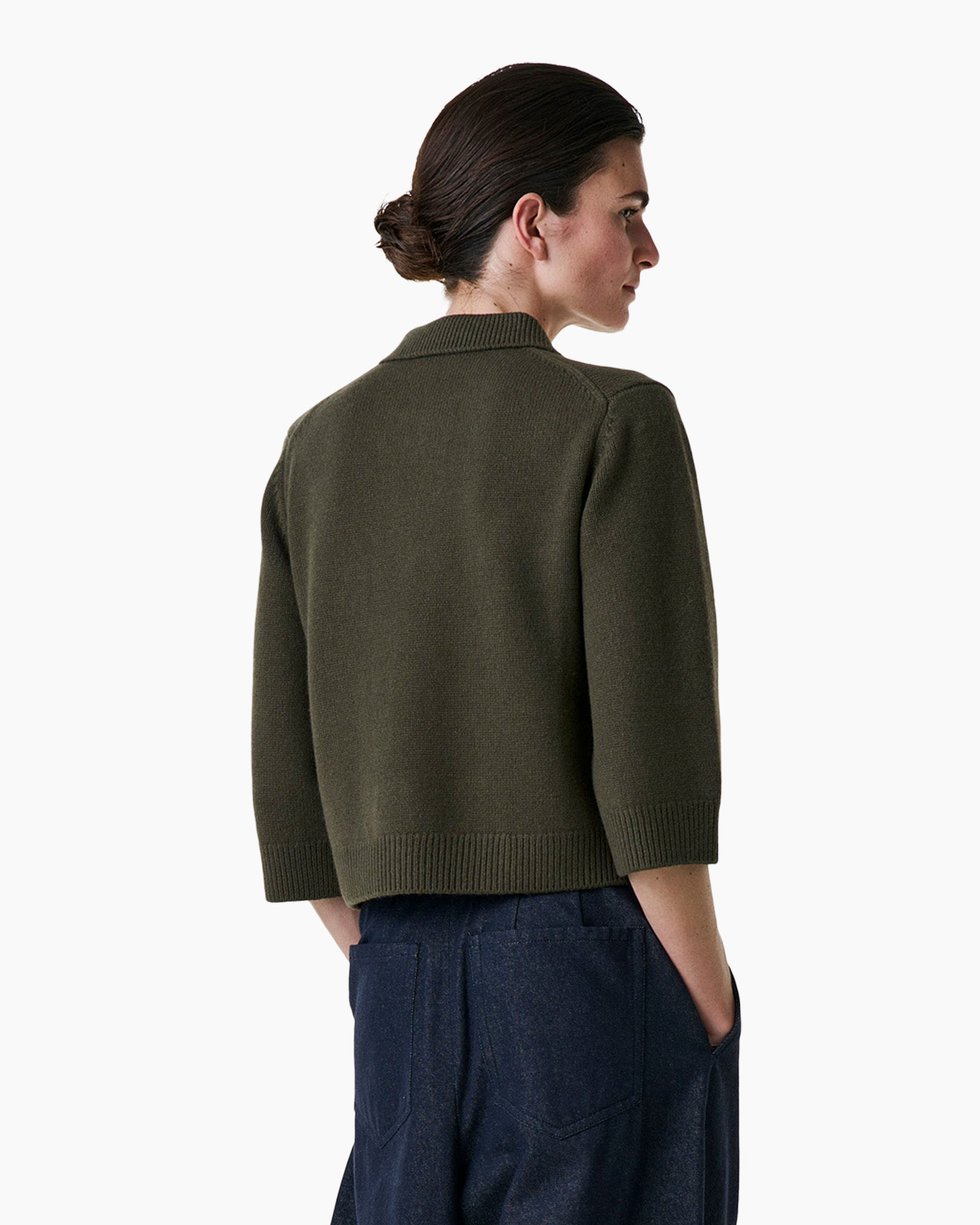 vest-sac, donker olijfgroene, gebreide cardigan, knopen, kraag