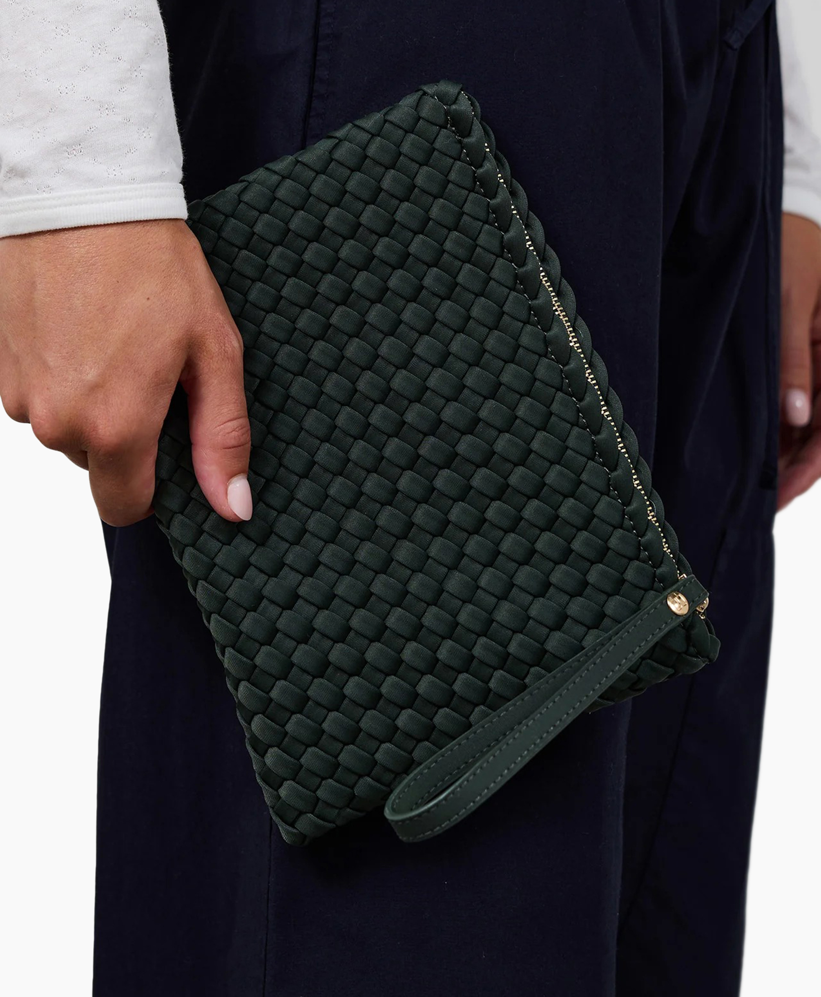 gewoven clutch, groene clutch, polstertas, handtas, gestructureerde vlecht