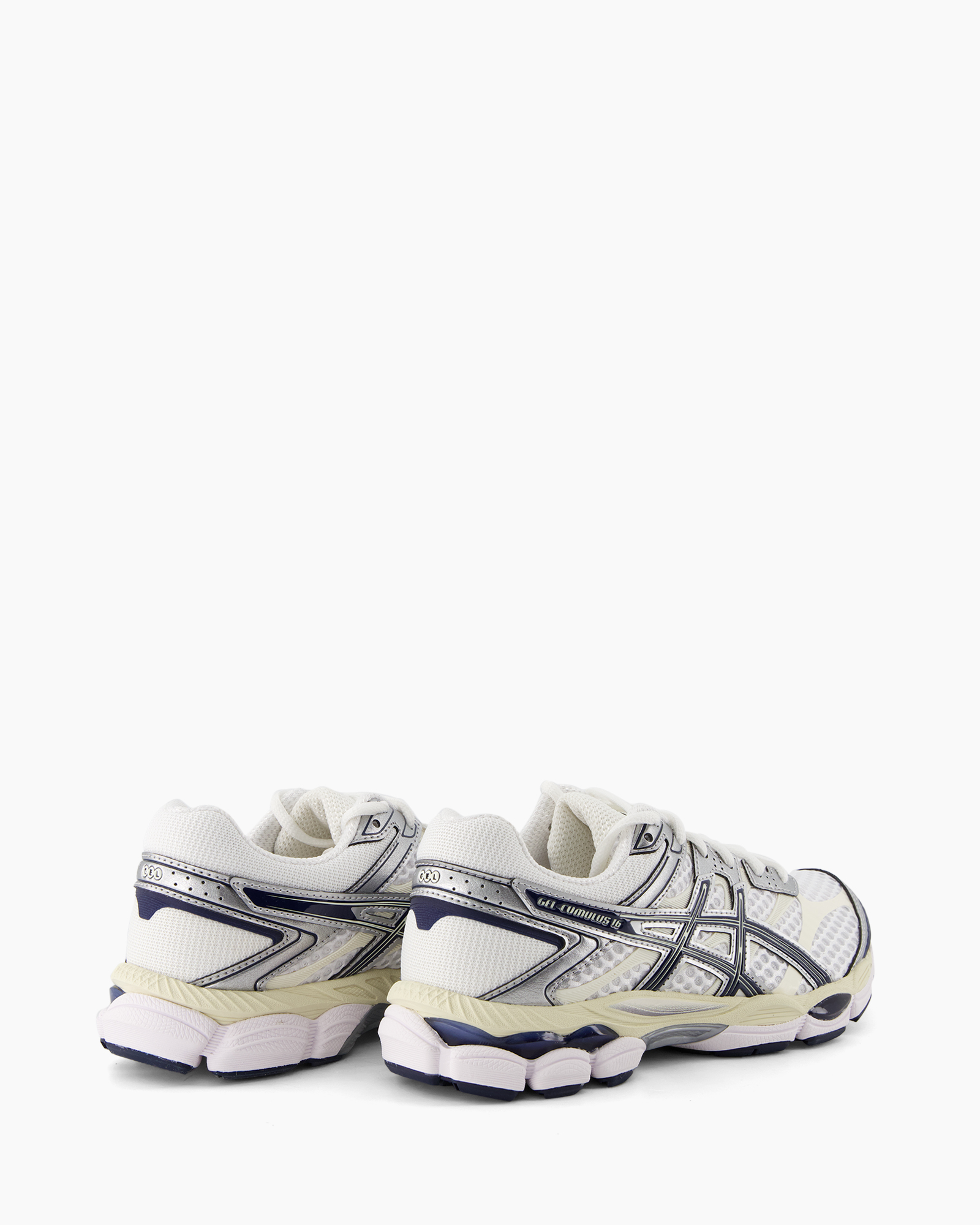 running shoes, sneakers, white, mesh, clips outsole