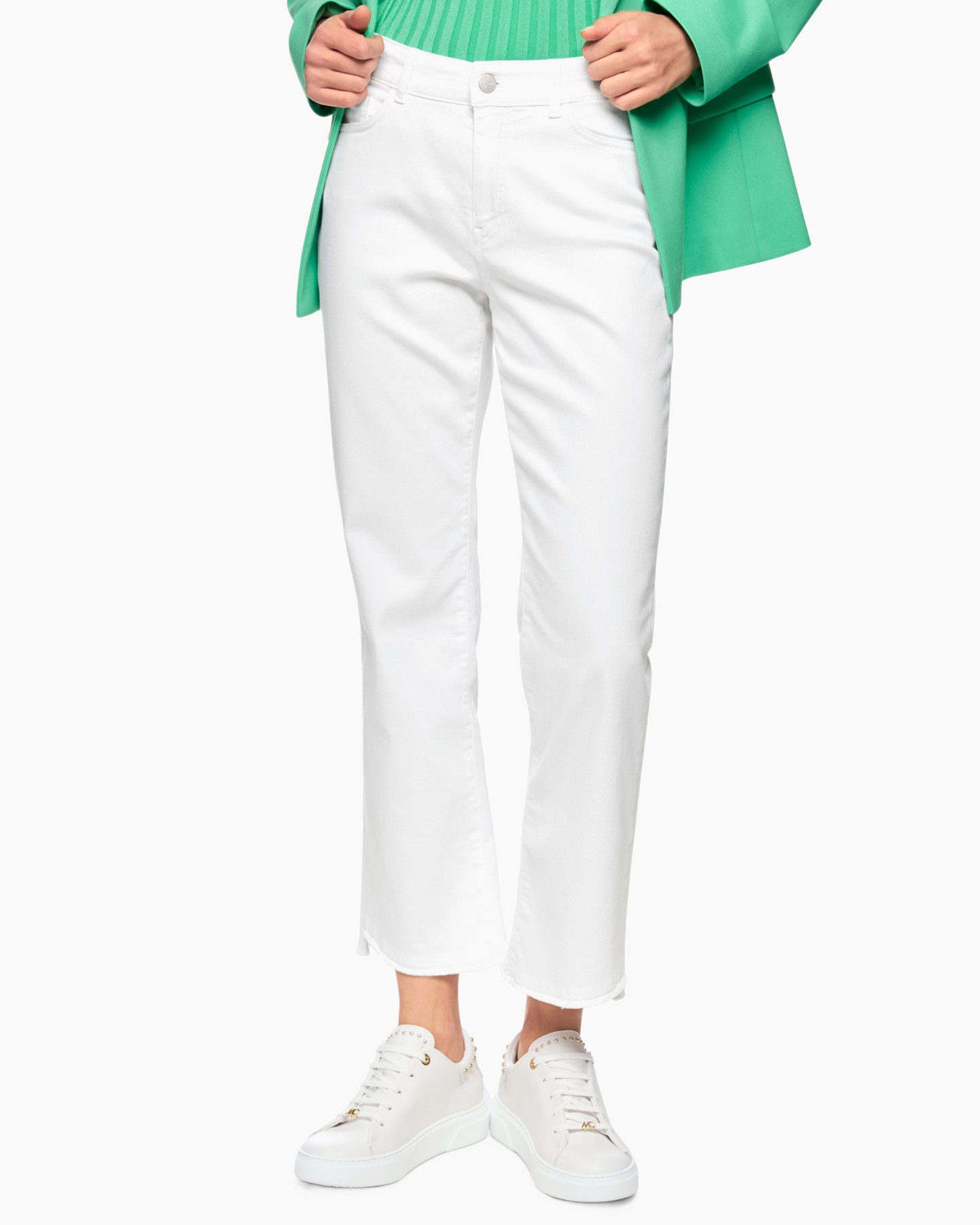 white pants, straight leg, ankle length, casual pants, canvas sneakers