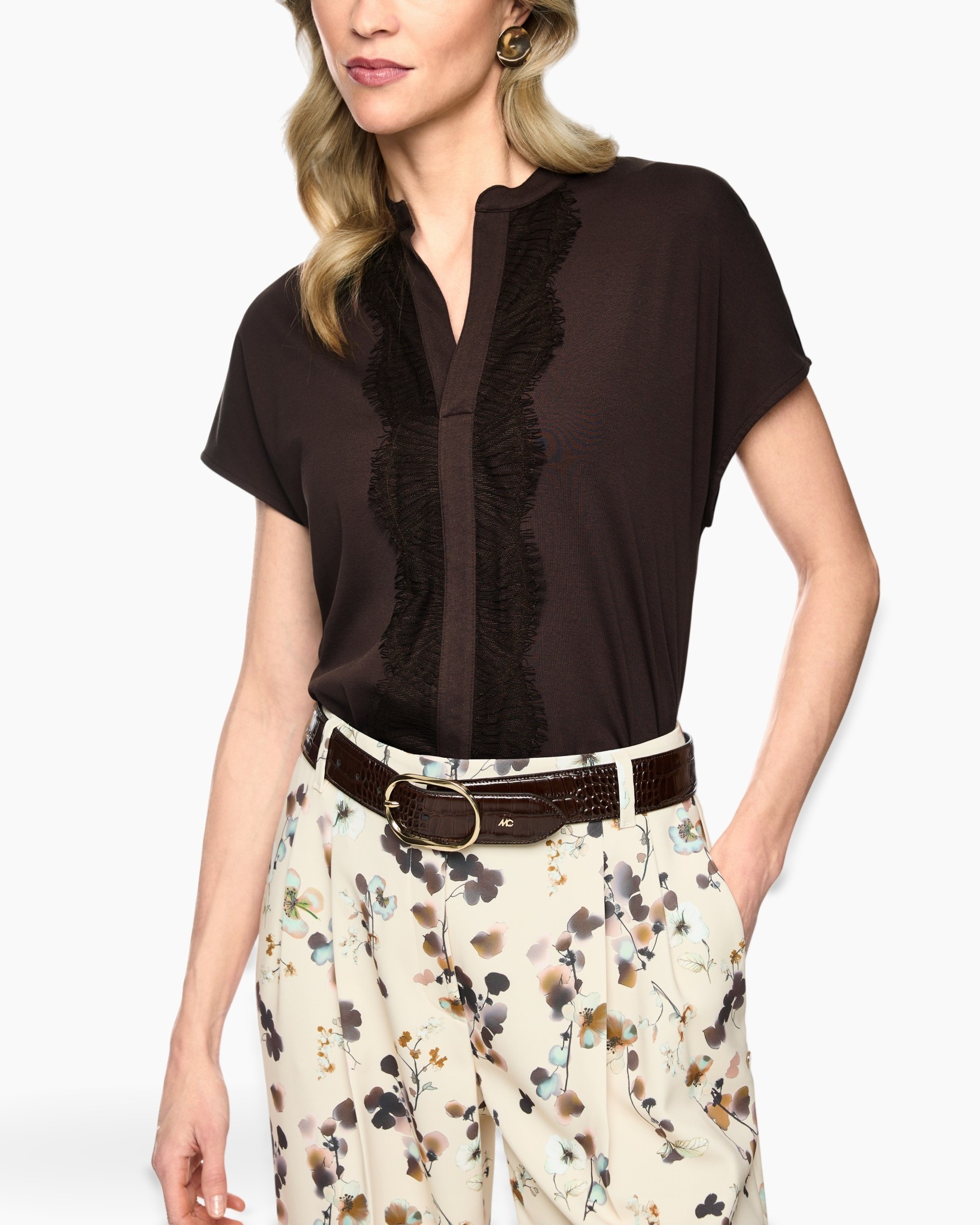 top, blouse, korte mouwen, v-hals, franjes/bestrekkende ruches