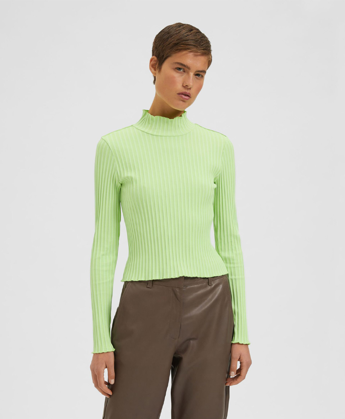 Selected Femme T-shirt Wilma Ls High Neck Op B licht groen