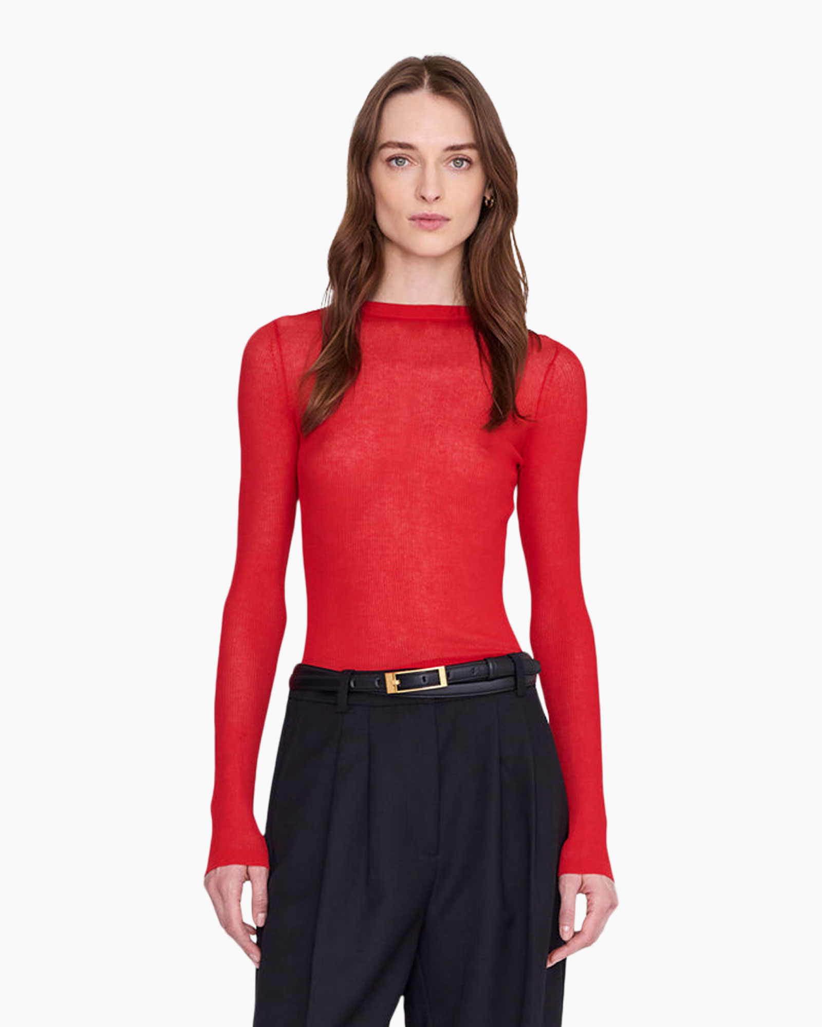 rood bovenstuk, lange mouwen, transparant breisel, kraagloos?, zwarte broek