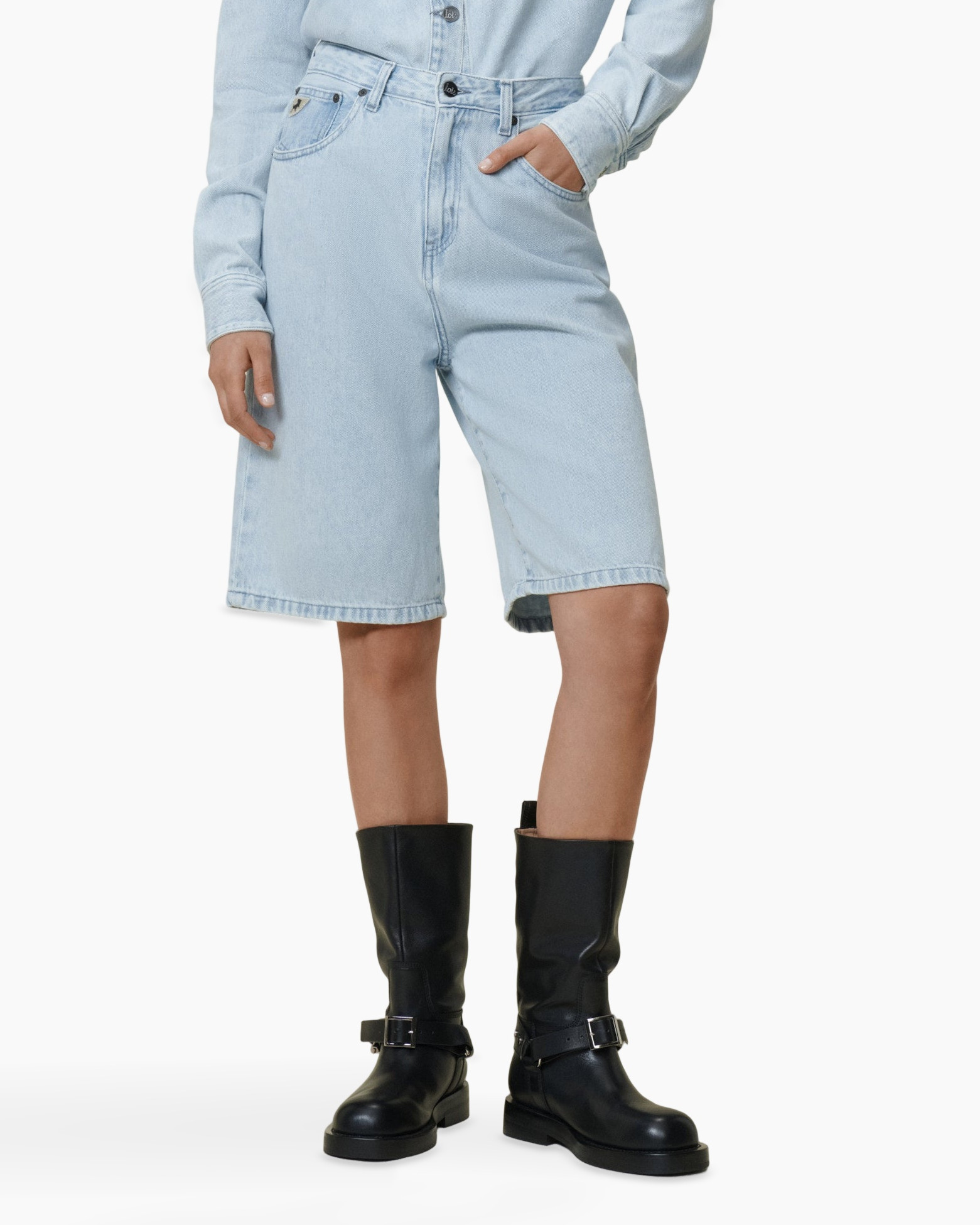 denim shorts, light wash, knee-length, high rise, mid calf boots