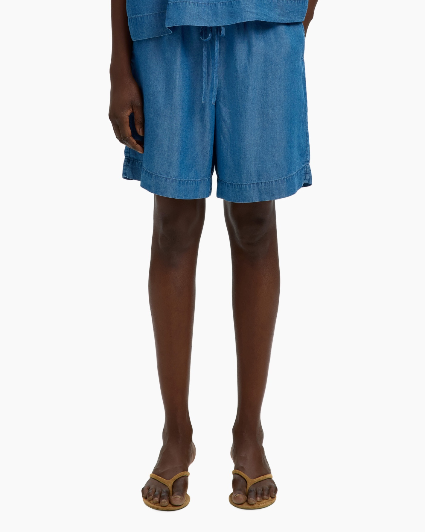 shorts, denim, blue, drawstring, toe-strap sandals