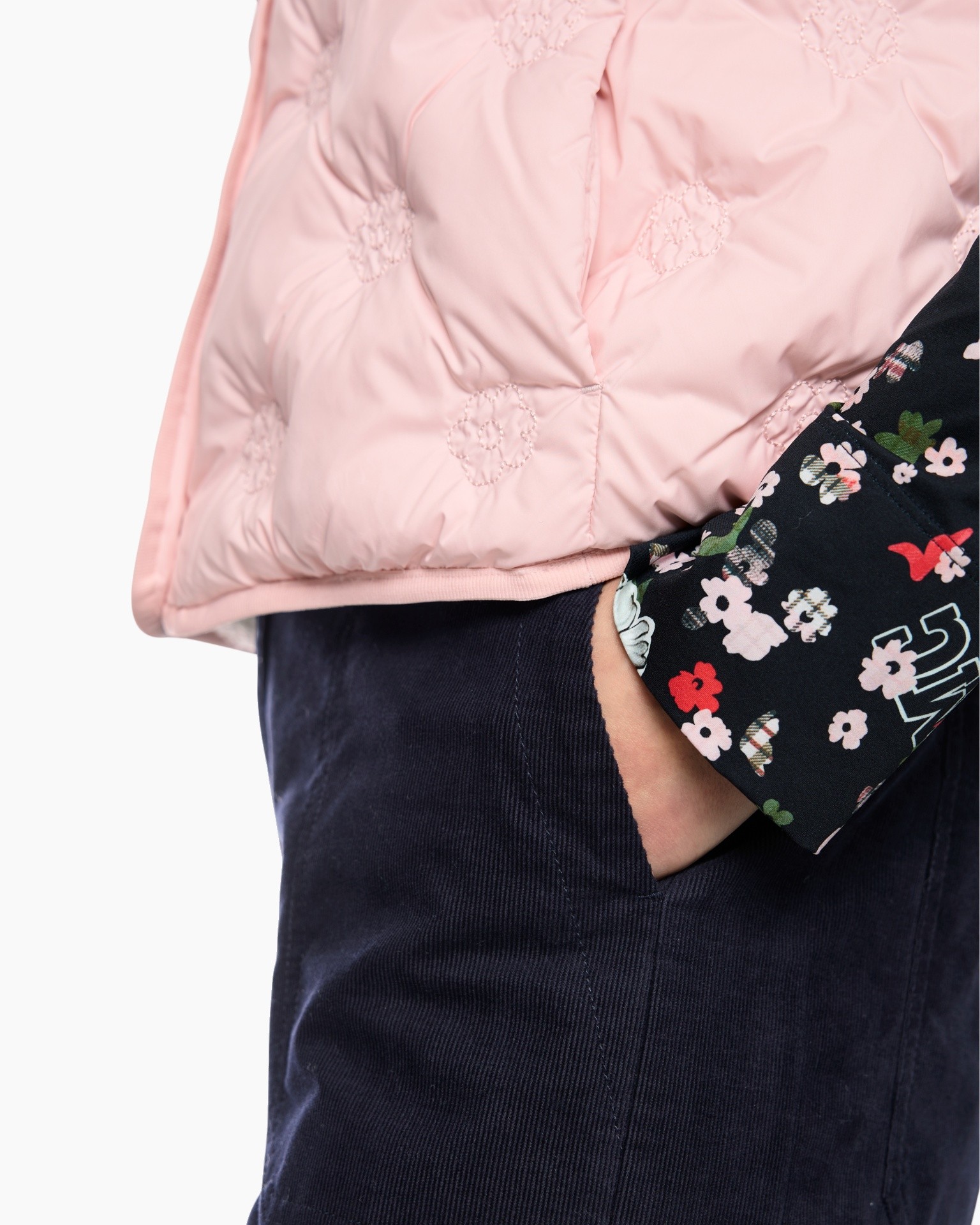 jasjack, roze quilted, geborduurde cirkels, lichtroze, bovenkleding
