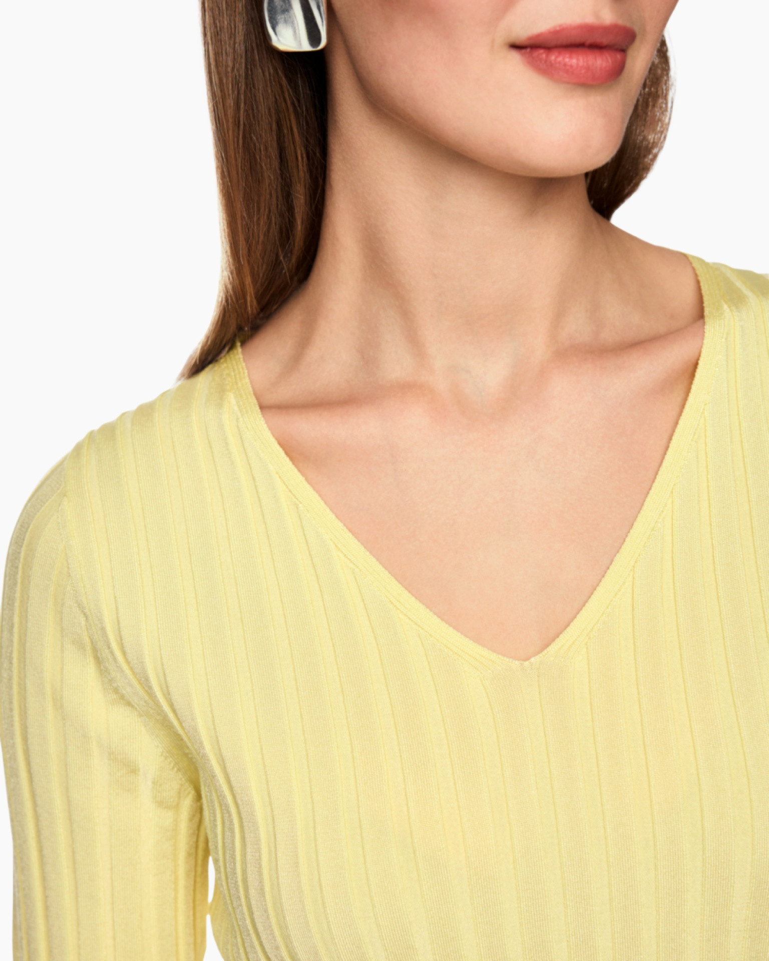 Neck, Person, Blouse, Adult, Woman