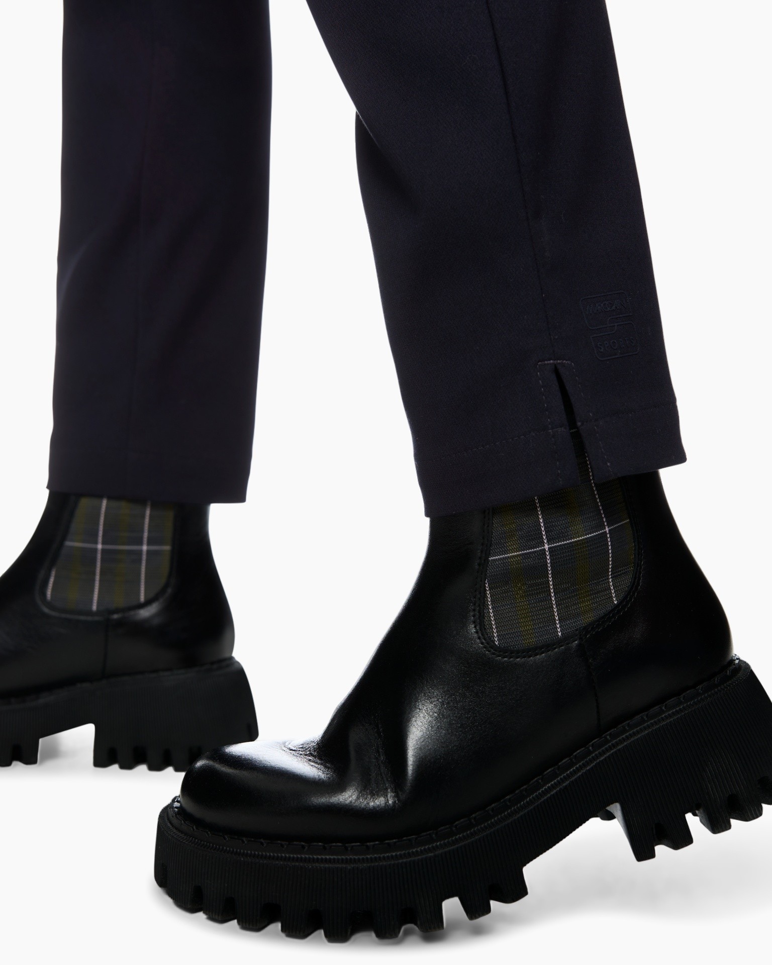 enkellaarzen, zwarte laarzen, groene zool, stretchpaneel, tartan inset
