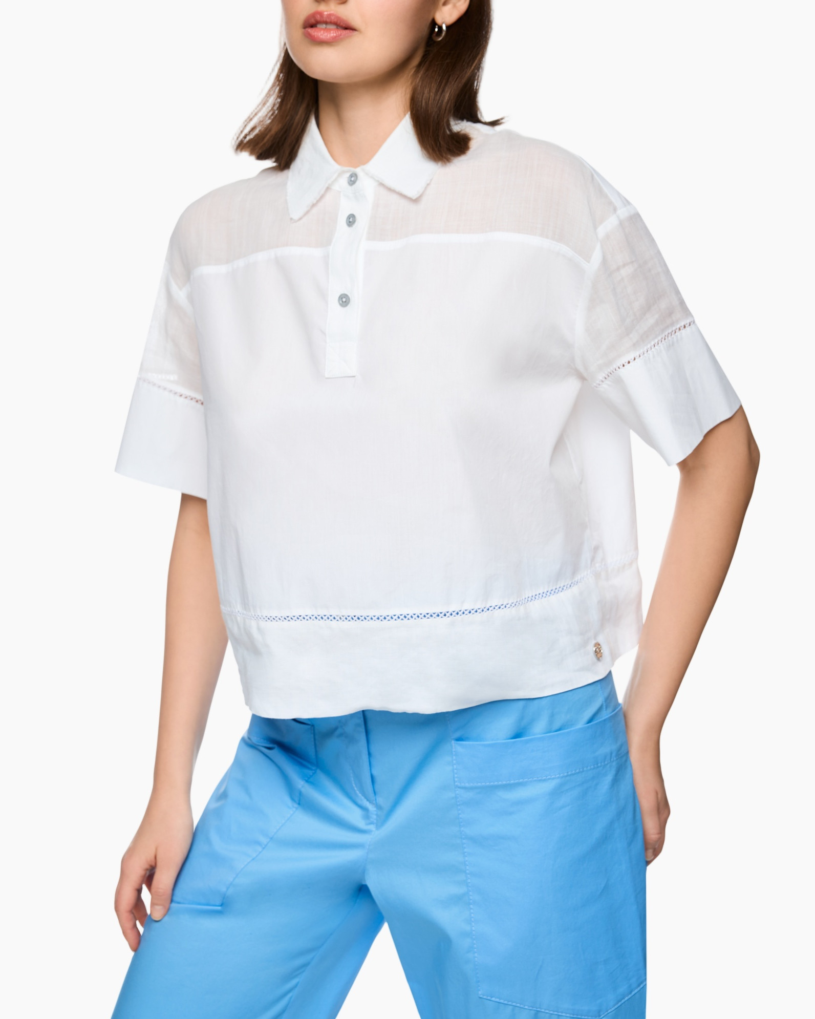 witte blouse, linnen top, korte mouw, kraag, textuur knit